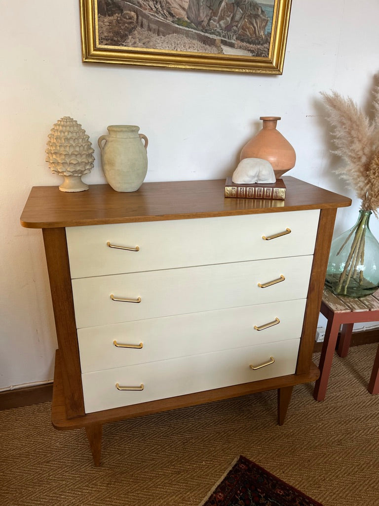 Commode vintage pieds fuseaux