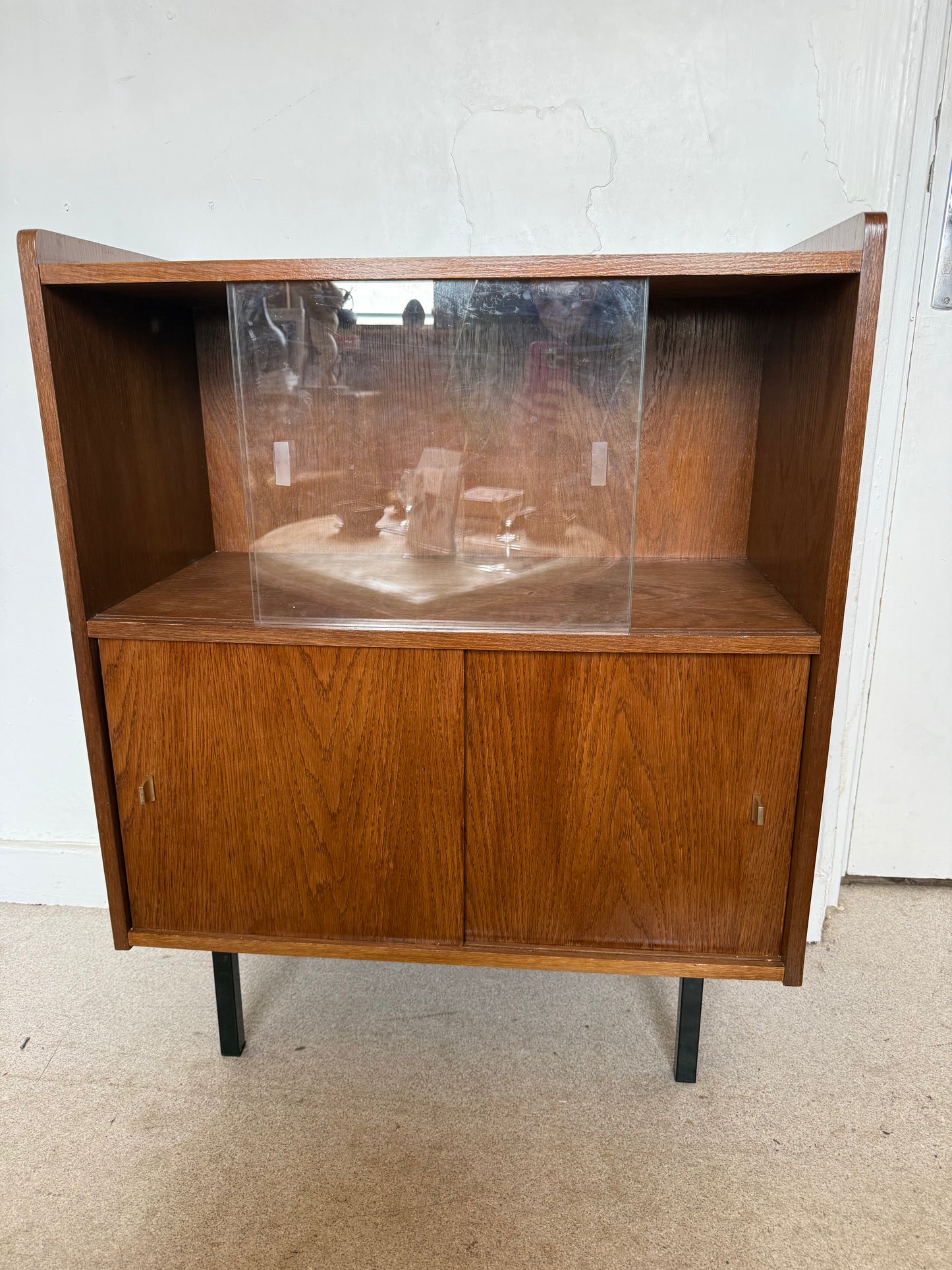 Buffet vaisselier vintage placage chêne