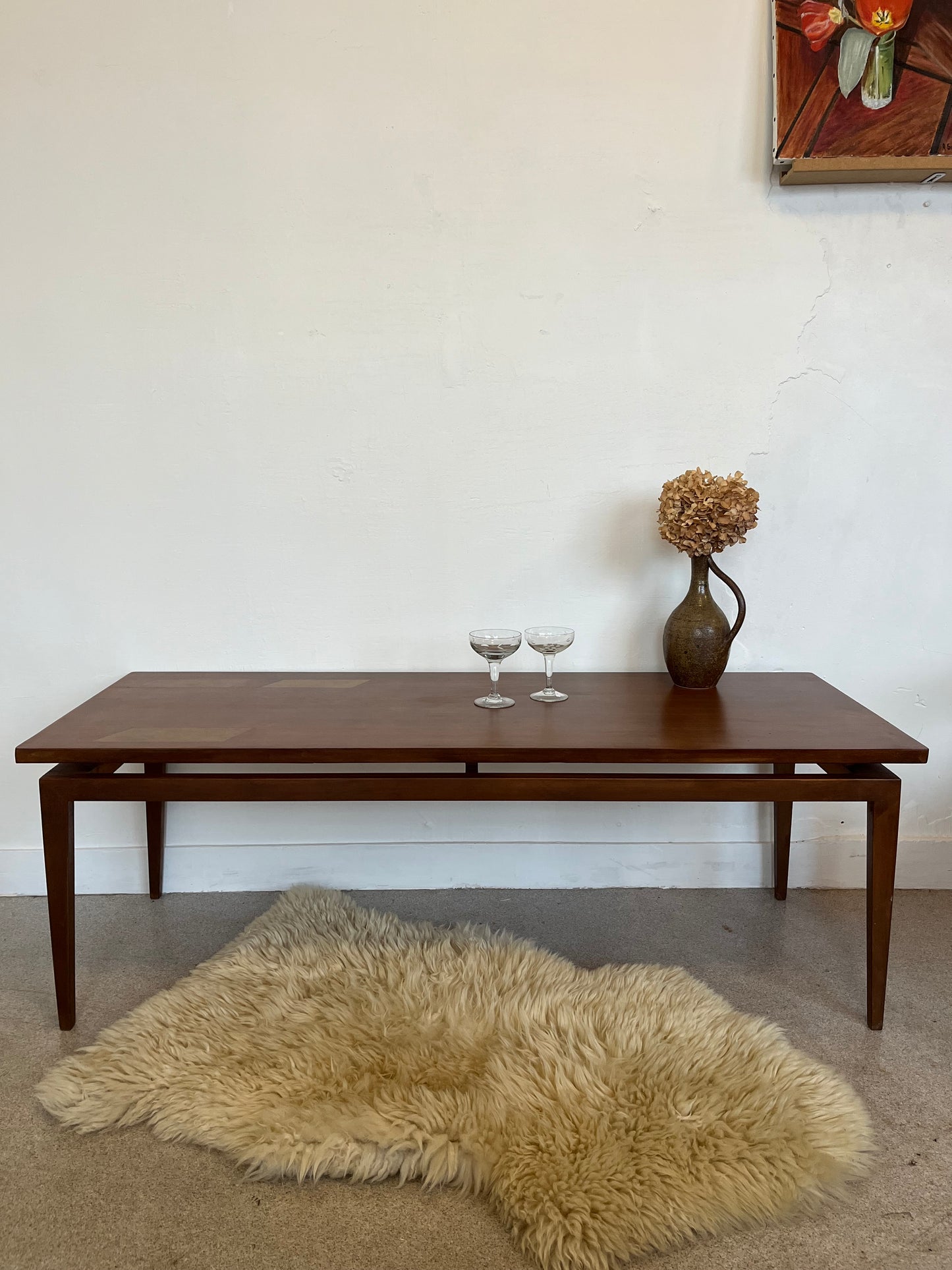Table basse vintage pieds fuseaux dorure années 60