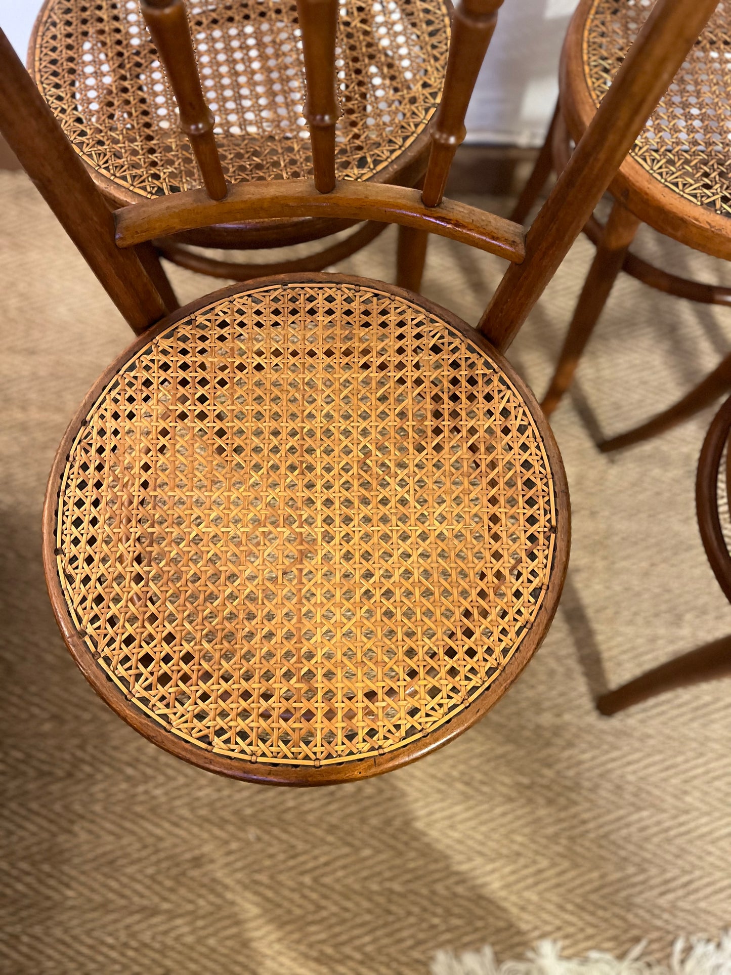 Lot de 4 chaises bistrots Fischel bois courbé et cannage