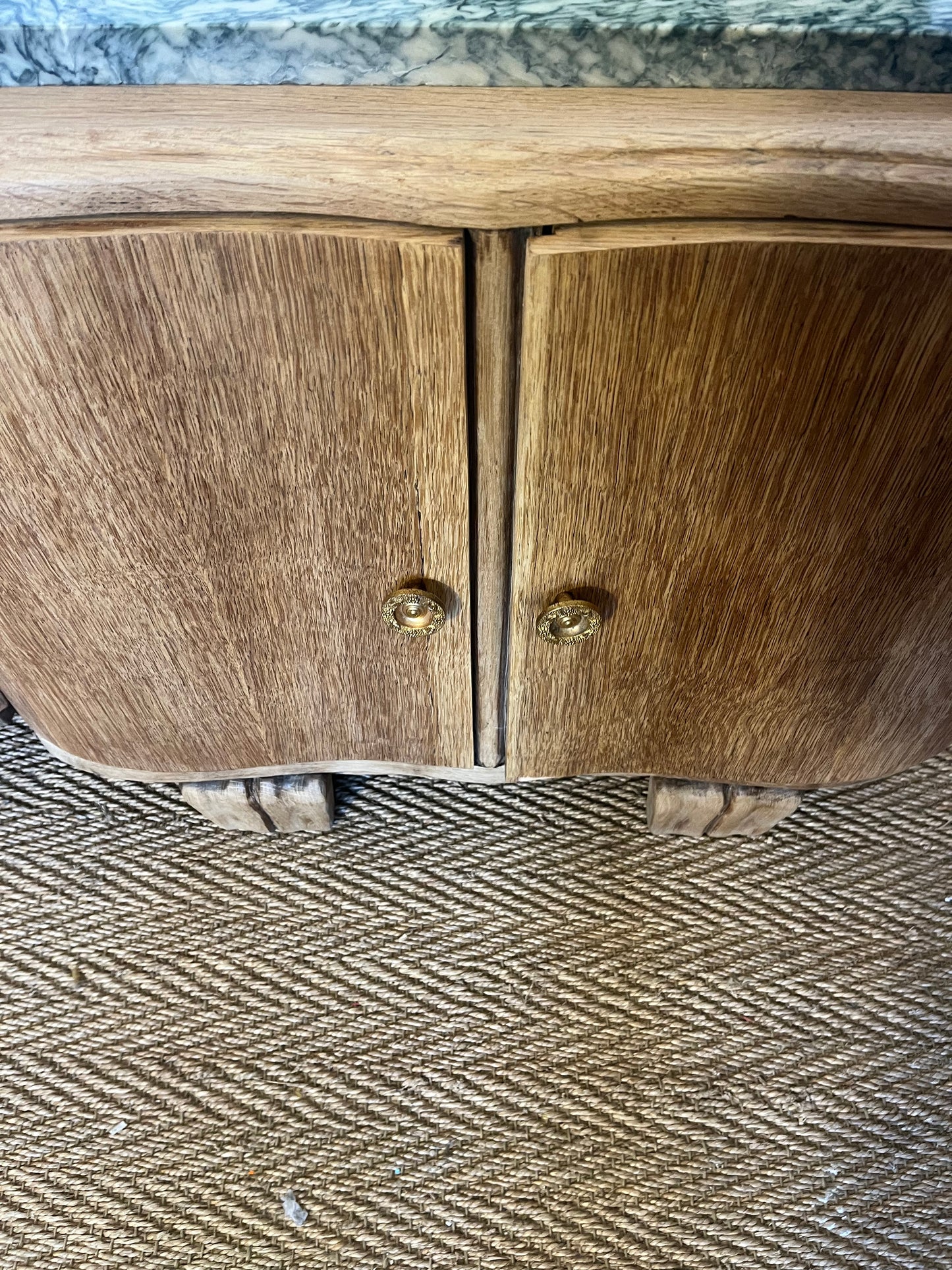 Paire de tables de chevet art déco / meubles d'appoint en bois et marbre