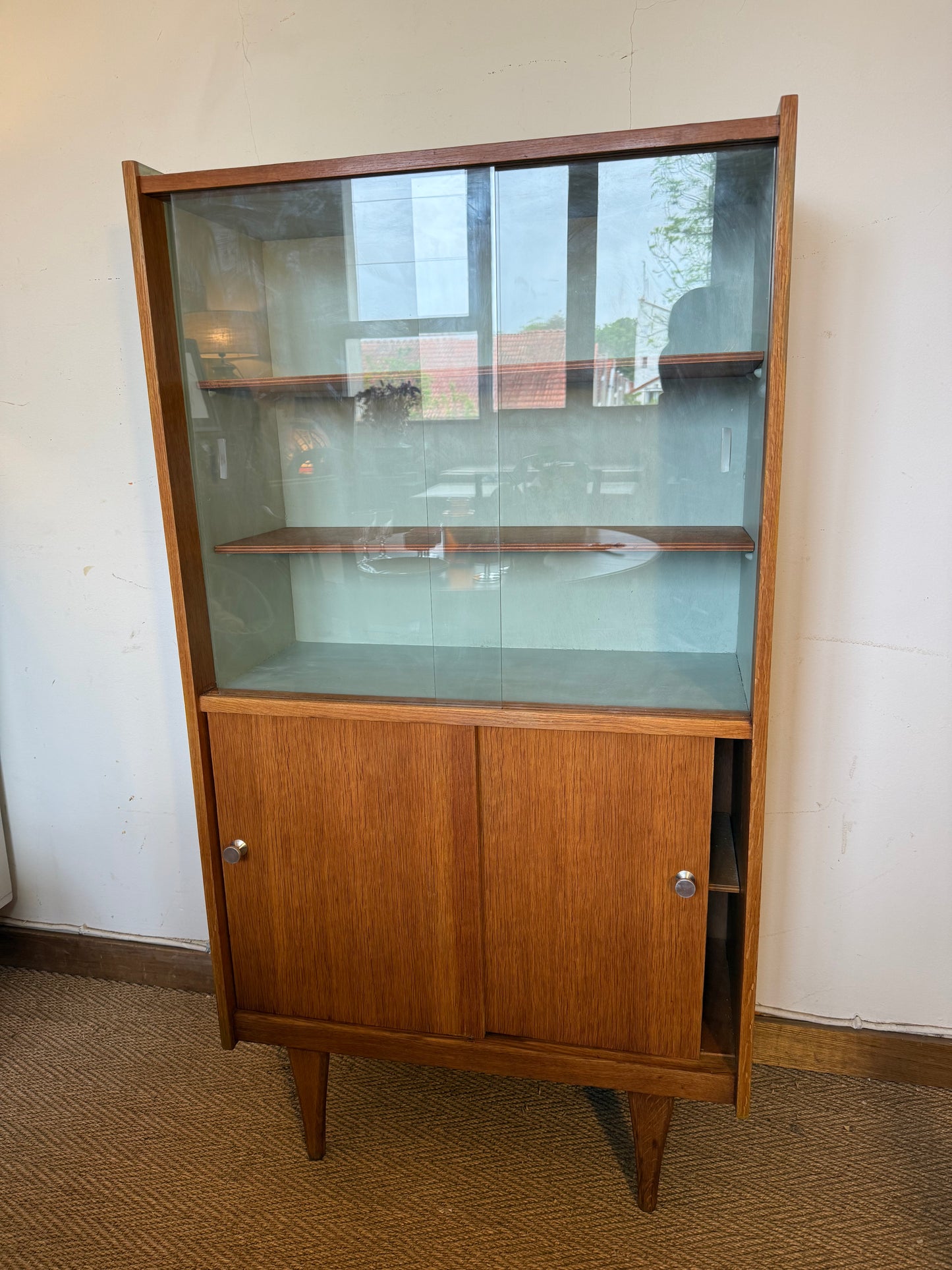 Vaisselier vitrine meuble de rangement vintage pieds compas placage teck