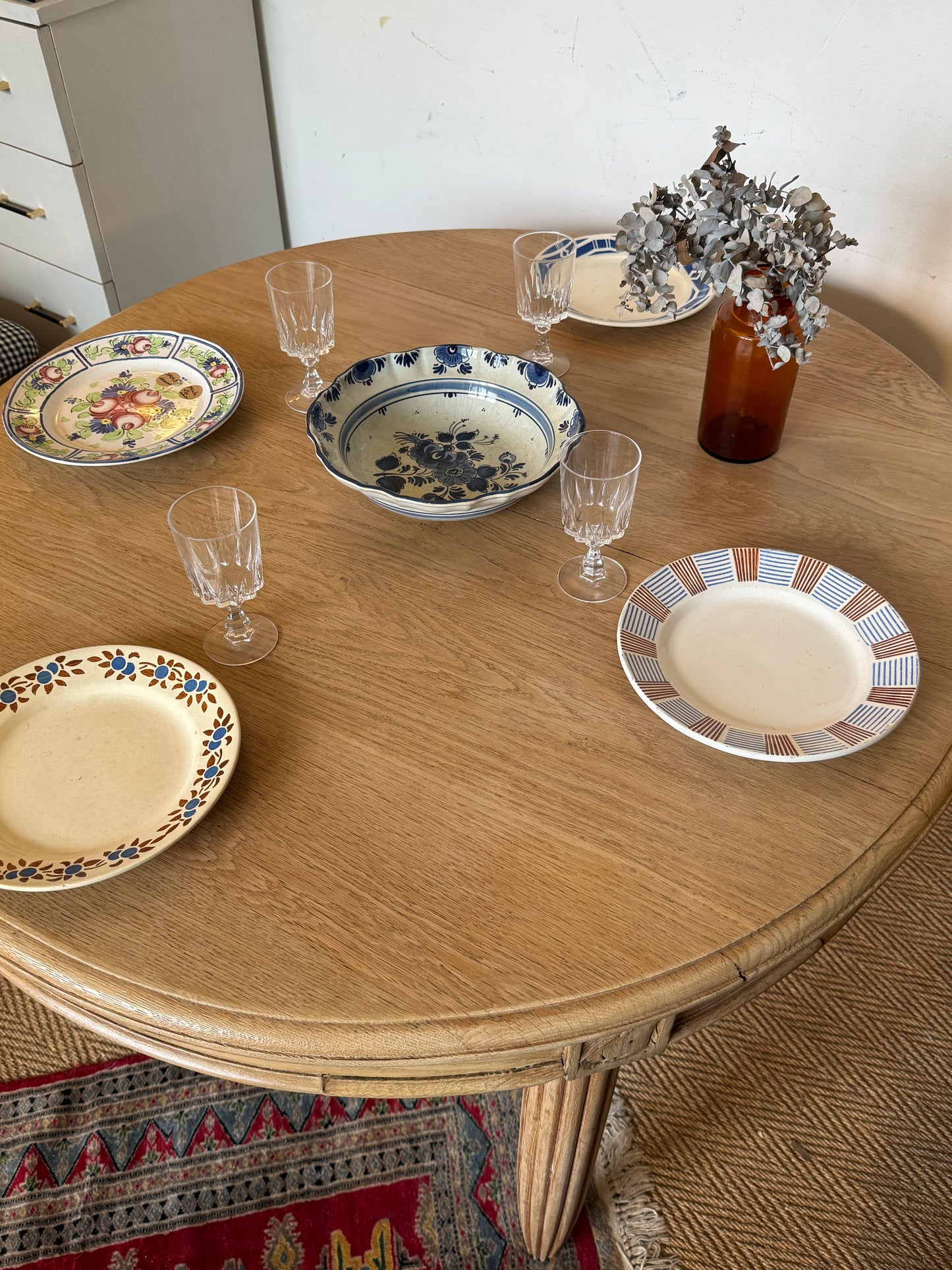 Table de salle à manger ovale art déco vintage en bois
