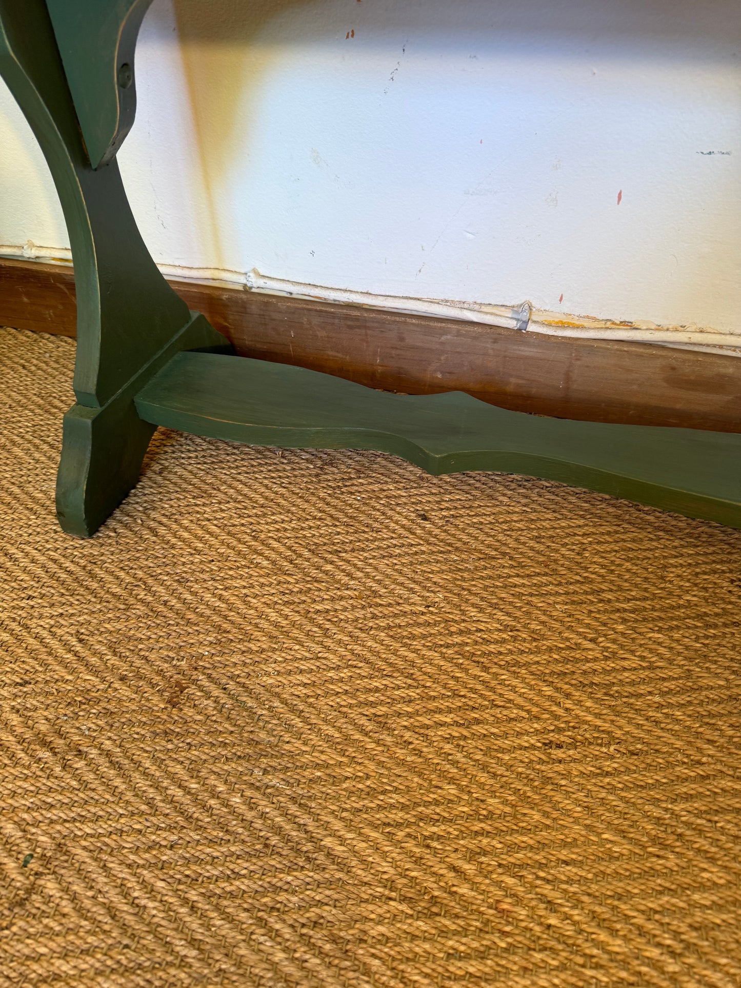 Banc de ferme vintage en bois patiné vert