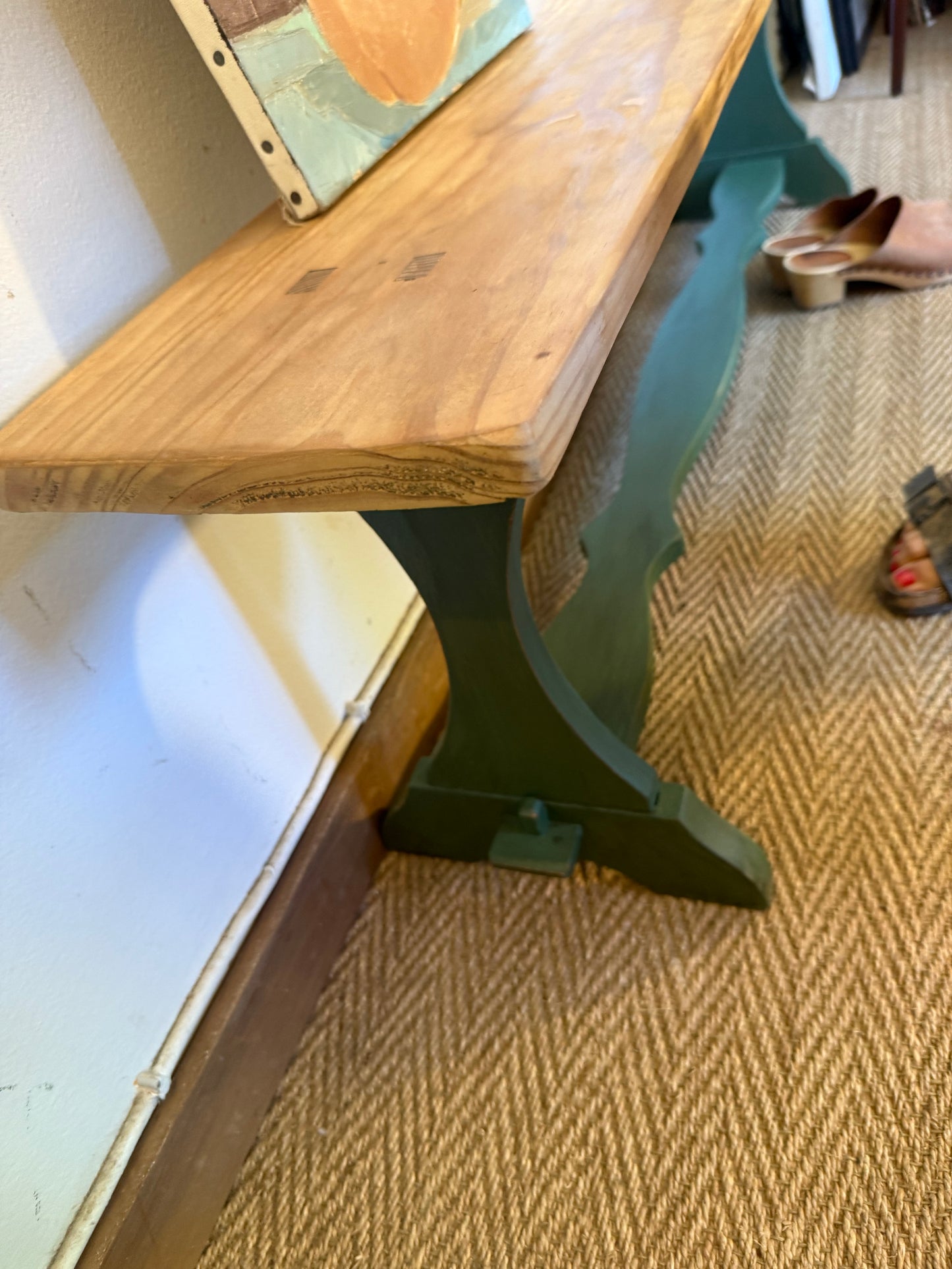 Banc de ferme vintage en bois patiné vert