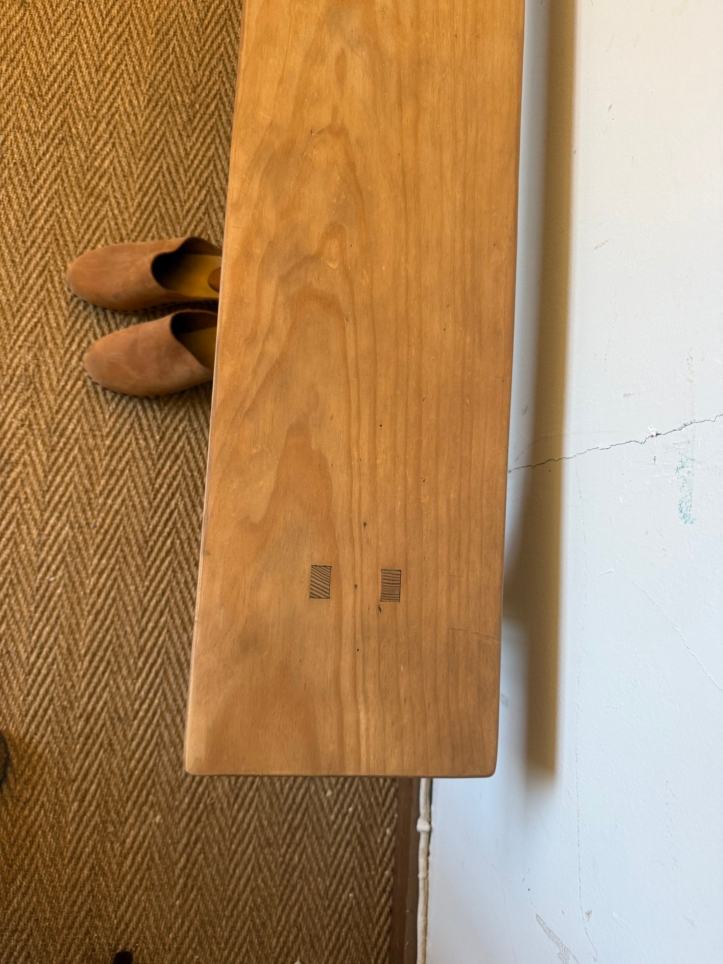 Banc de ferme vintage en bois patiné vert