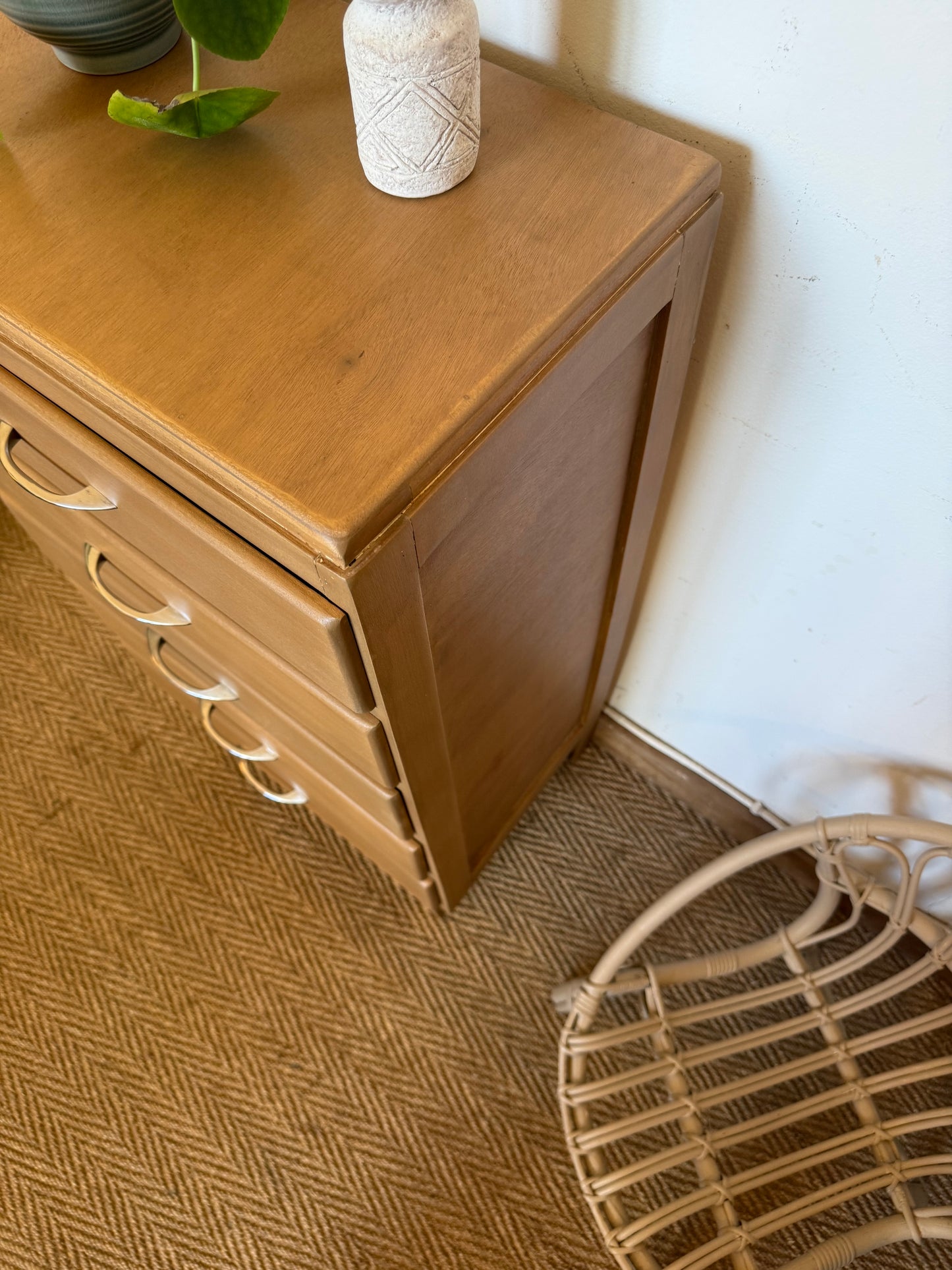 Chiffonnier vintage pieds compas en bois
