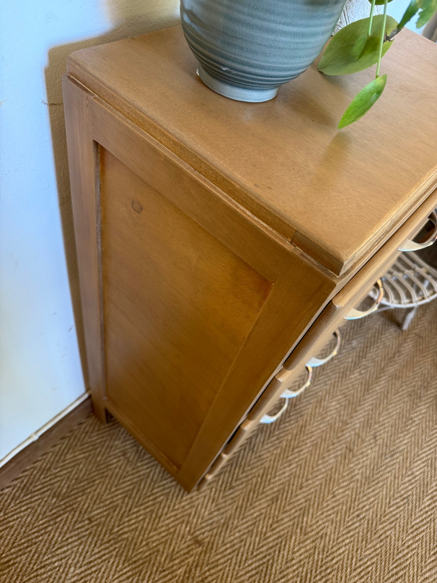 Chiffonnier vintage pieds compas en bois