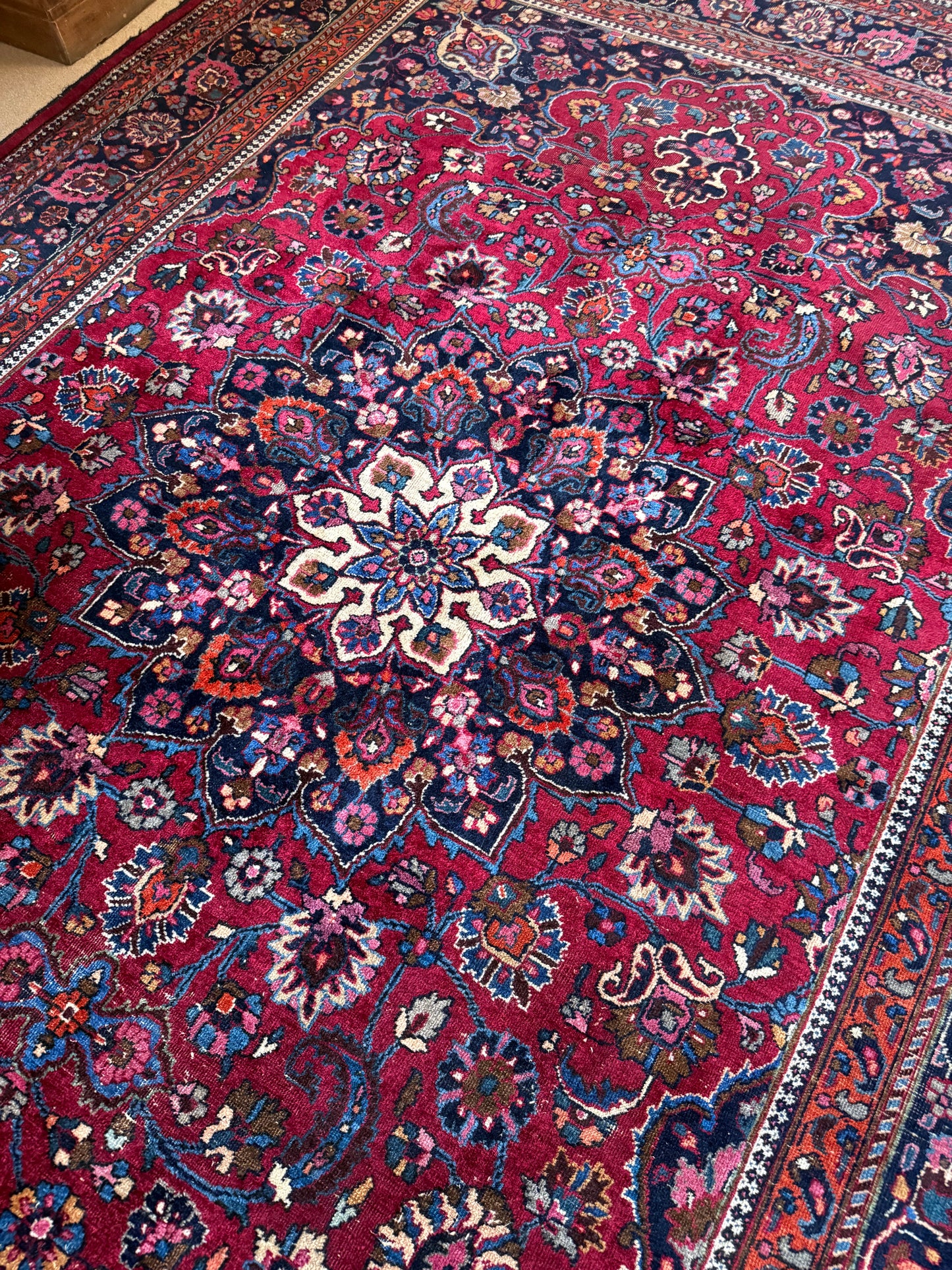Tapis persan vintage grand format