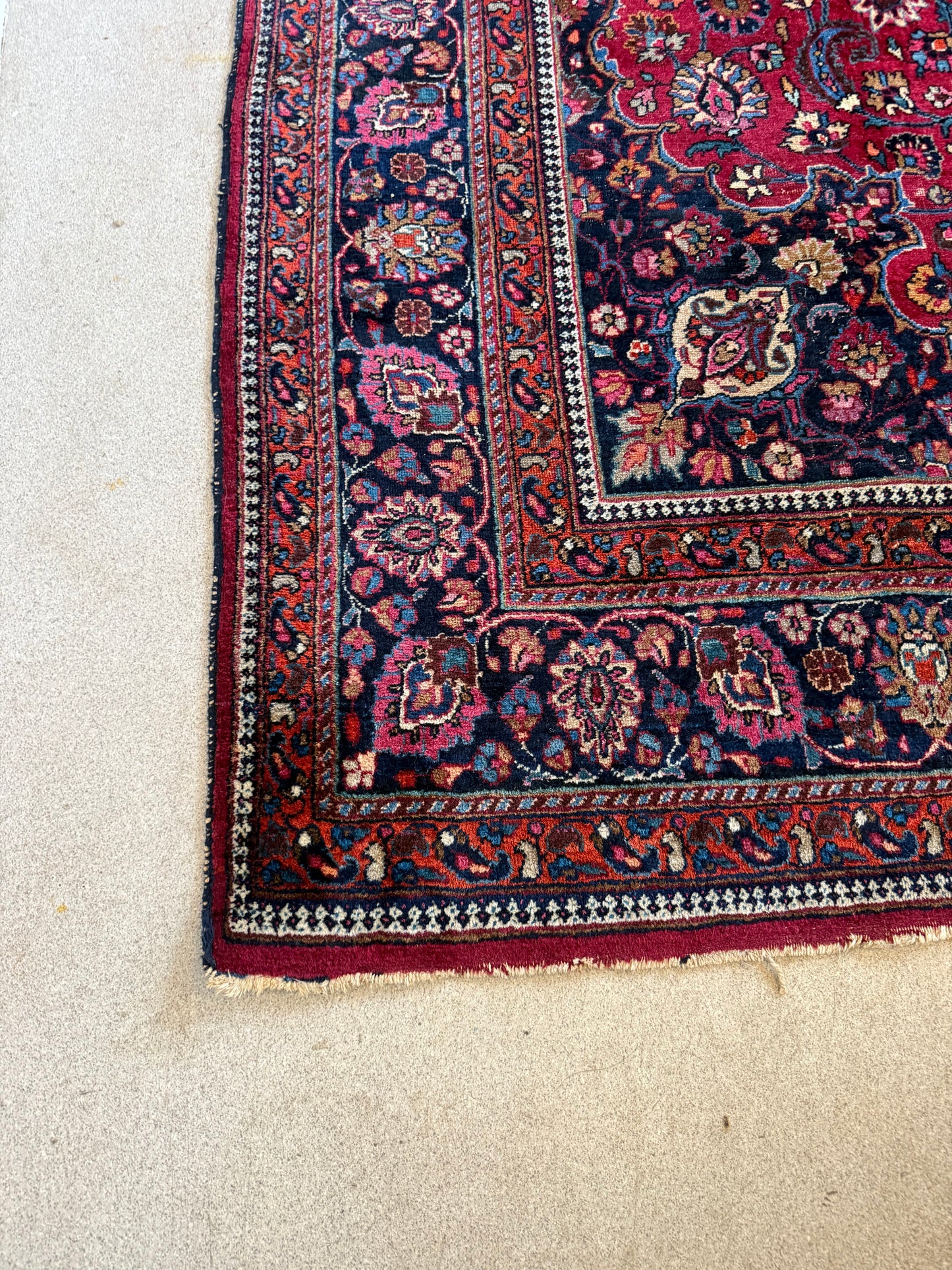 Tapis persan vintage grand format