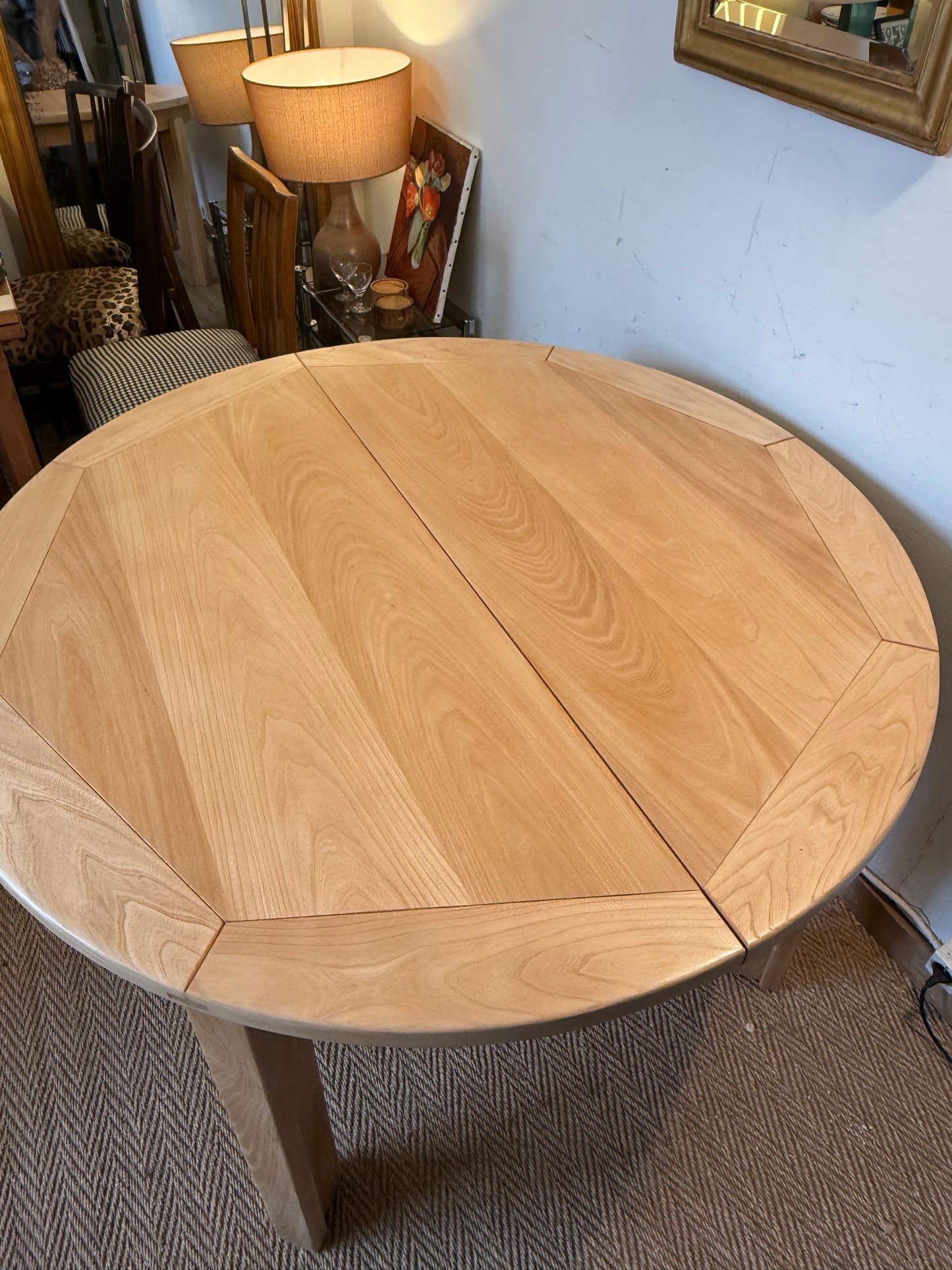 Table de salle à manger extensible en orme Maison Regain