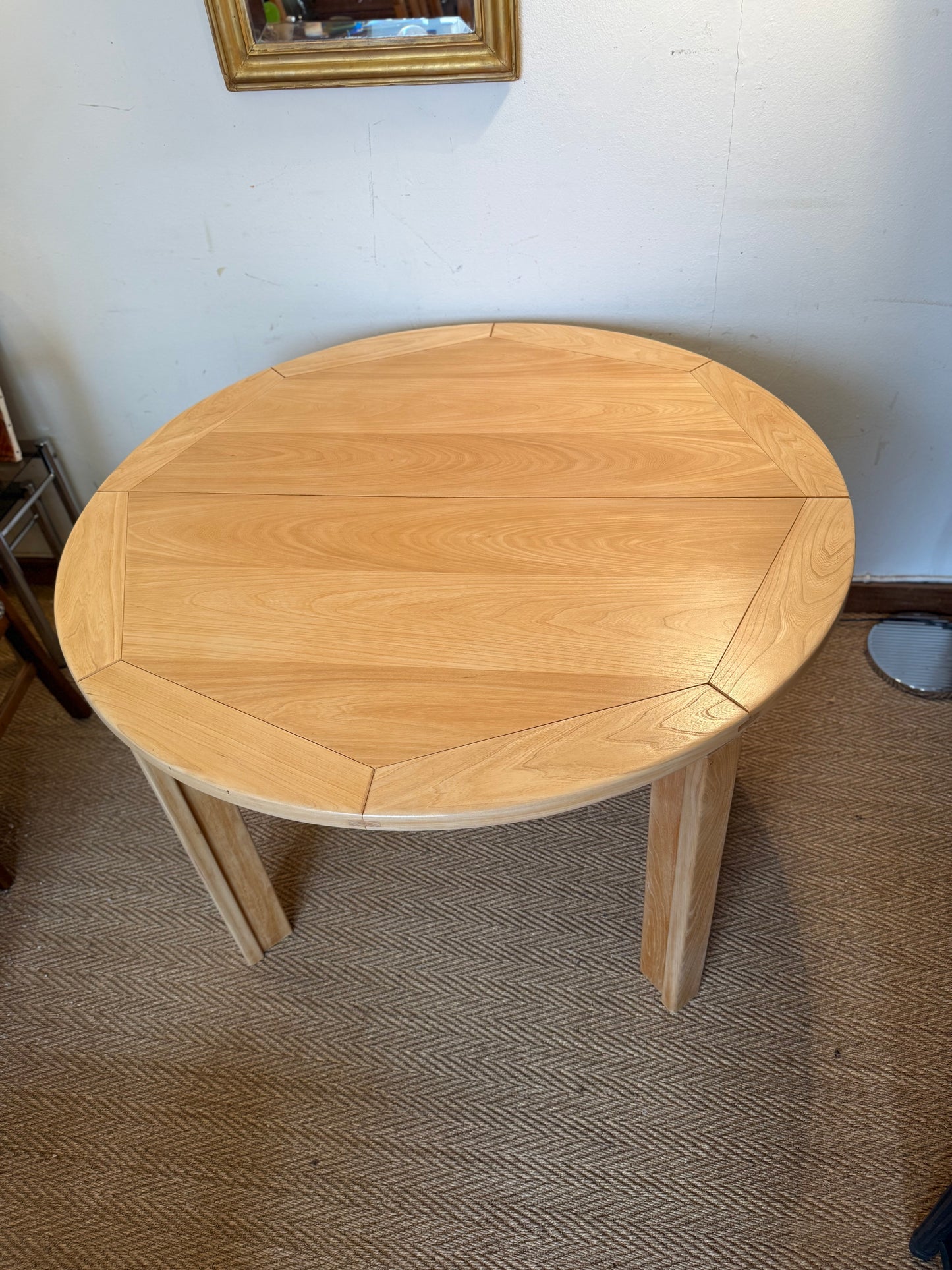 Table de salle à manger extensible en orme Maison Regain