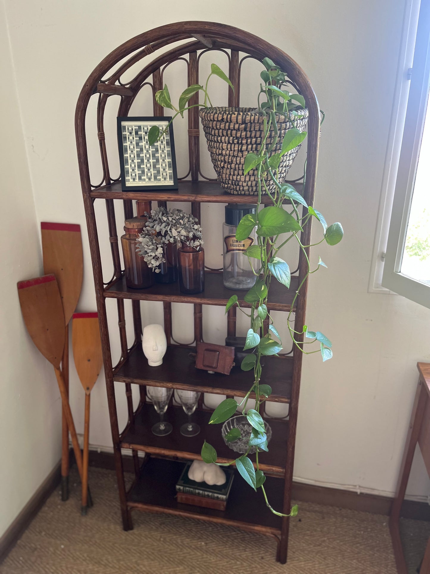 Etagère bibliothèque vintage en rotin