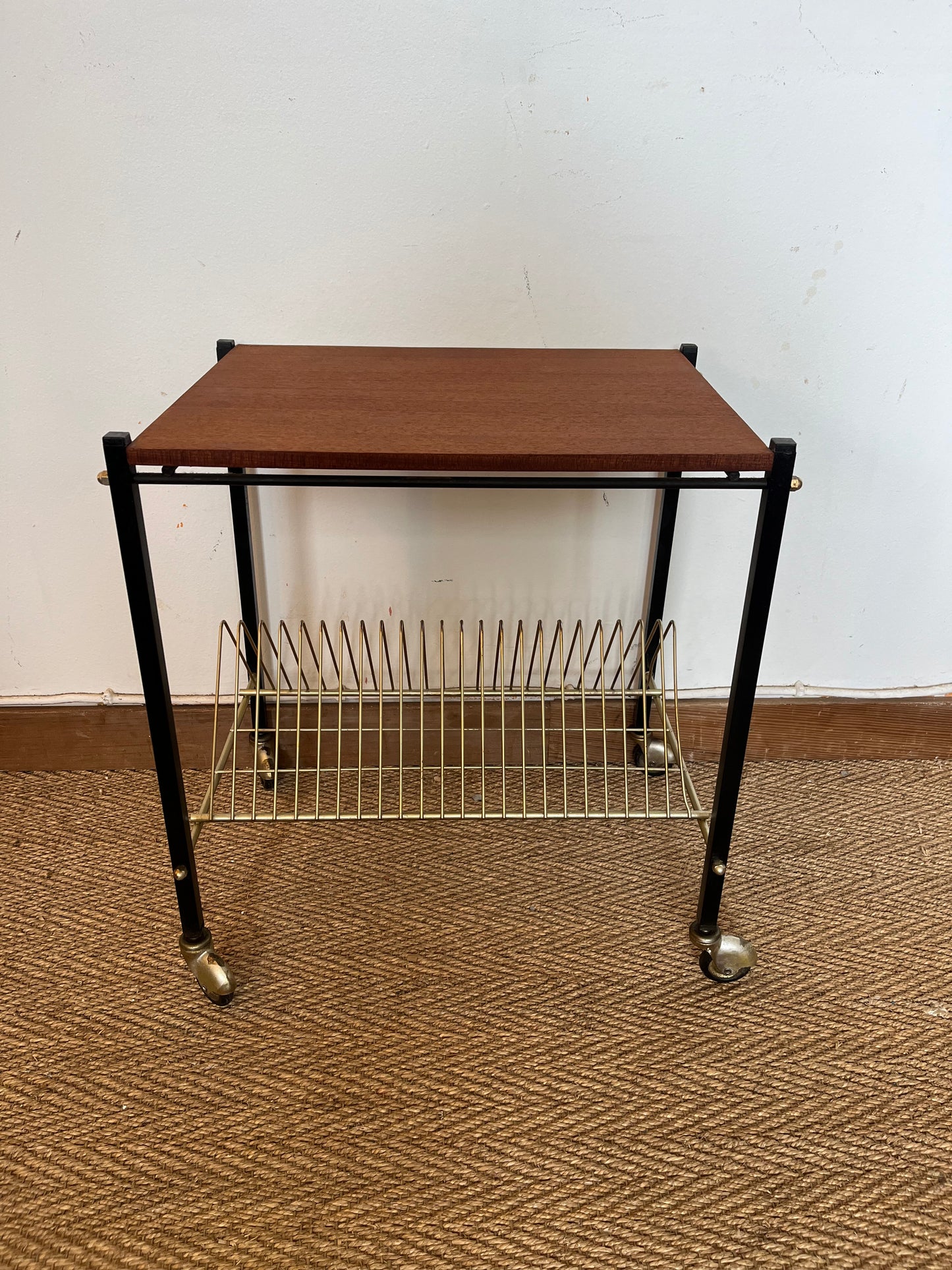 Desserte table d'appoint porte vinyles