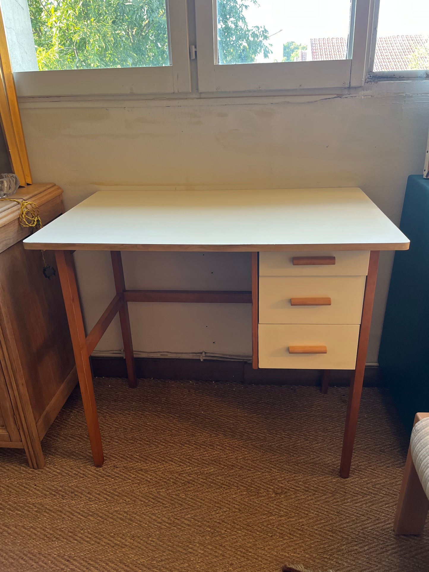 Bureau vintage restauré