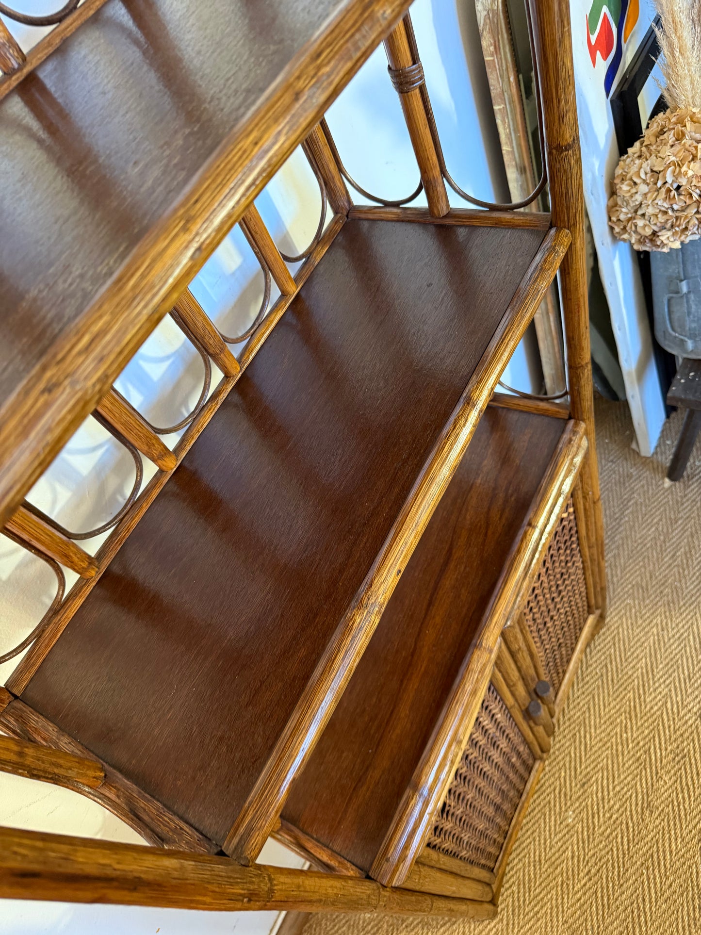 Bibliothèque étagère vintage en rotin et cannage