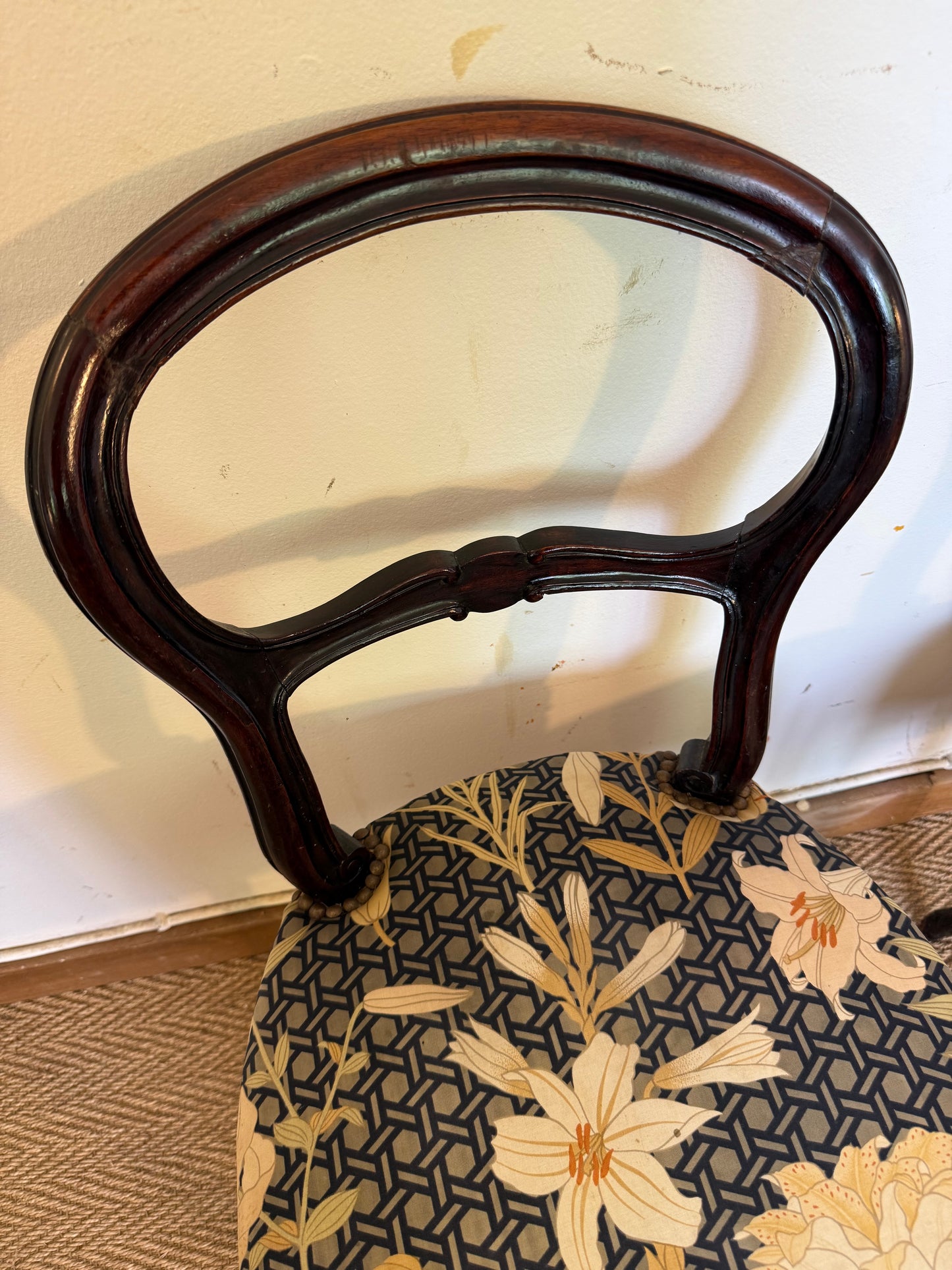 Paire de chaises style Louis Philippe