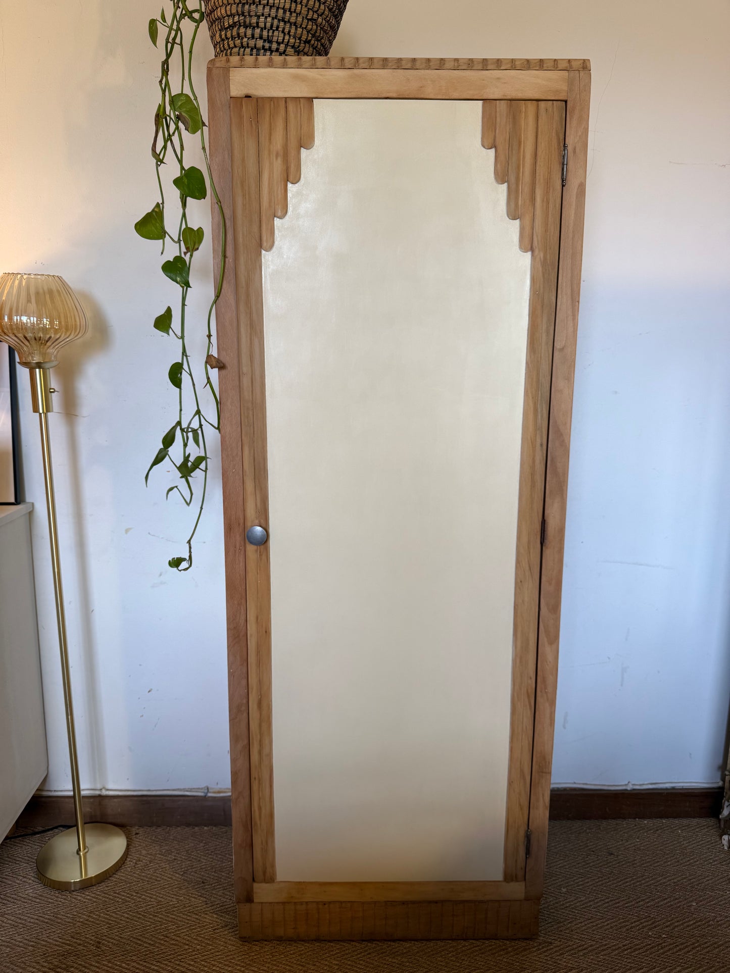 Armoire bonnetière art déco vintage