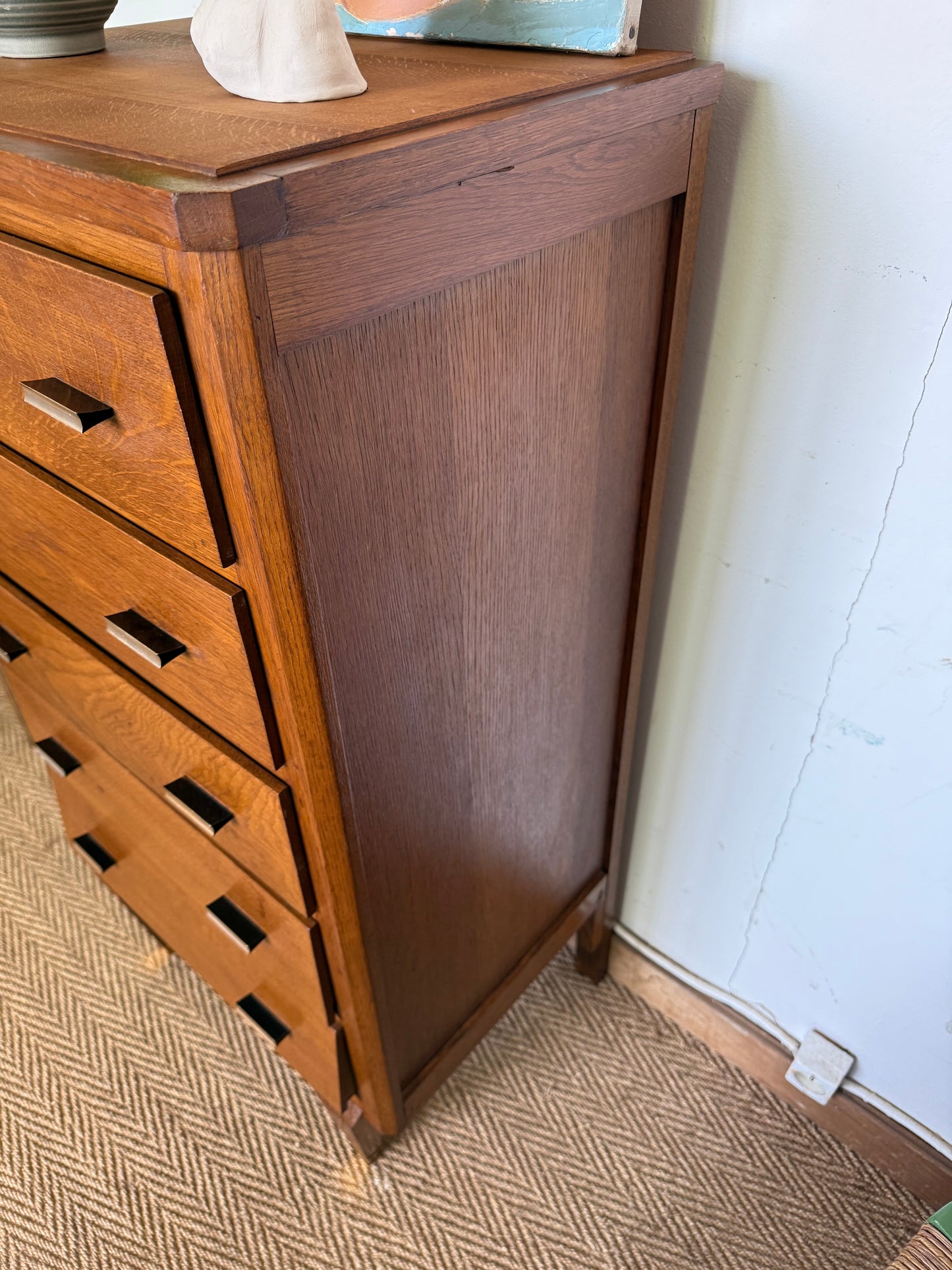 Chiffonnier commode vintage en chêne et placage chêne