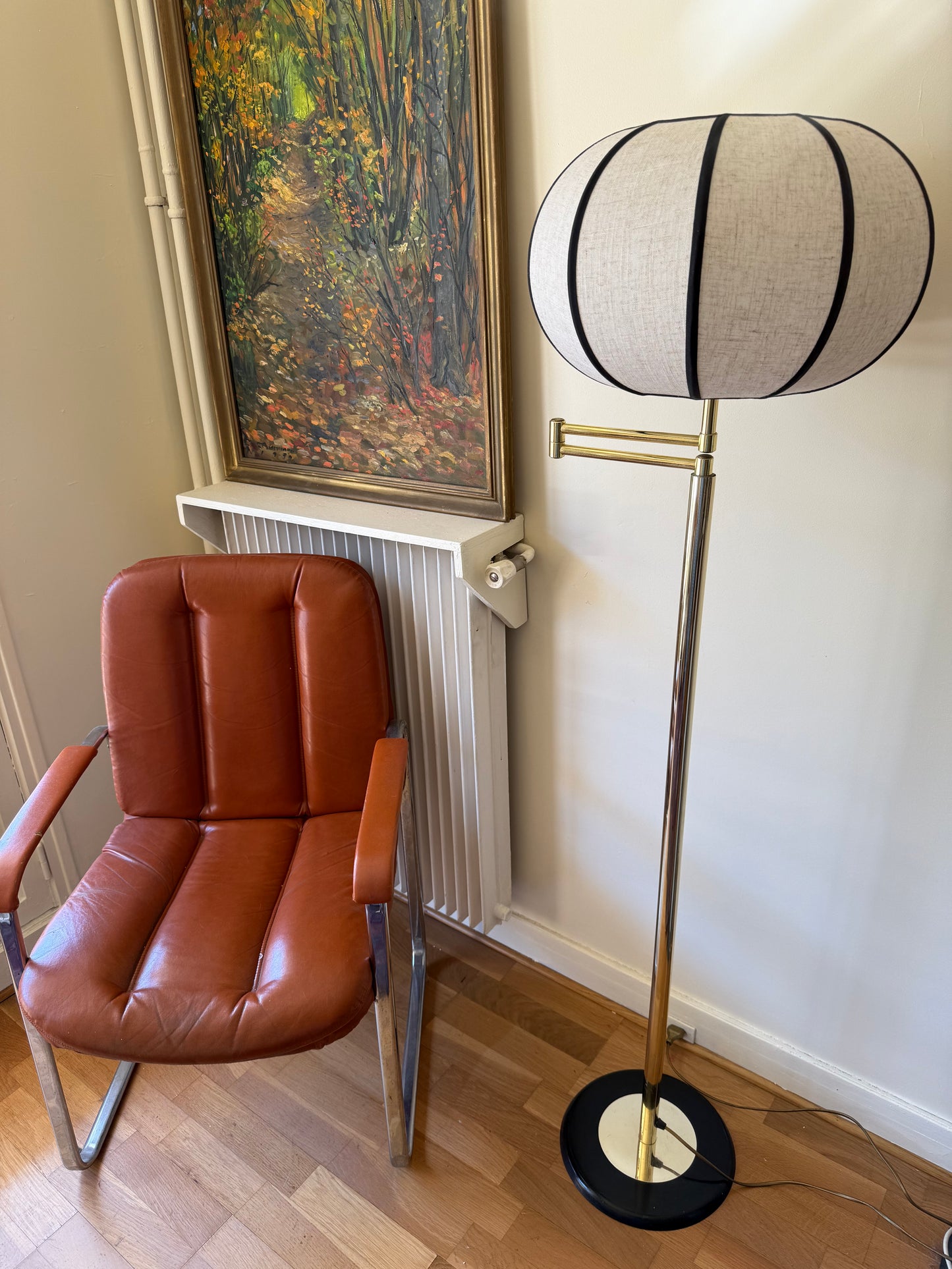 Lampadaire vintage bras articulé laiton doré abat jour lin