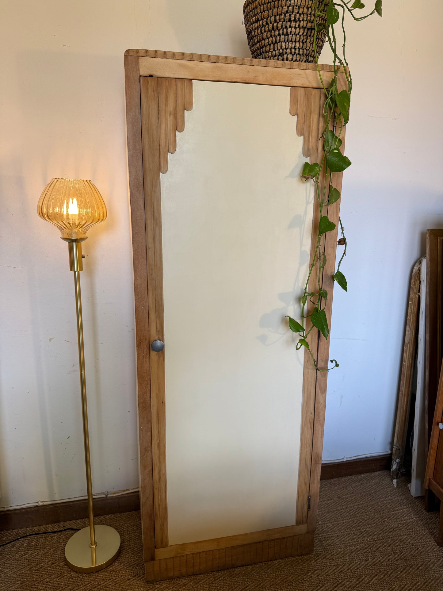 Armoire bonnetière art déco vintage
