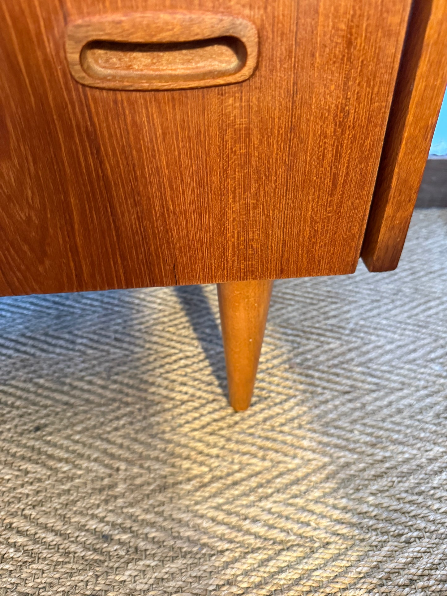 Commode scandinave vintage placage teck