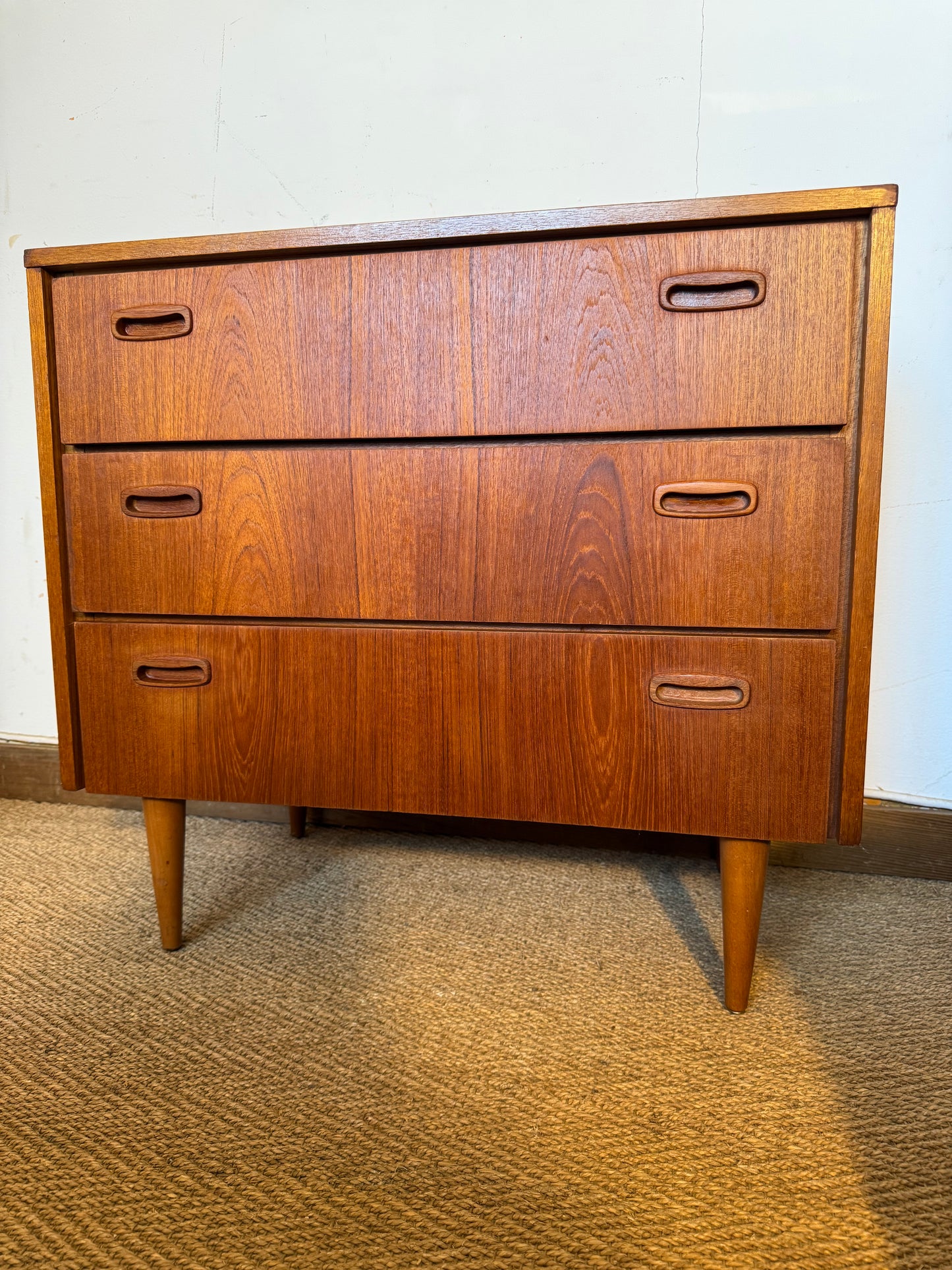 Commode scandinave vintage placage teck