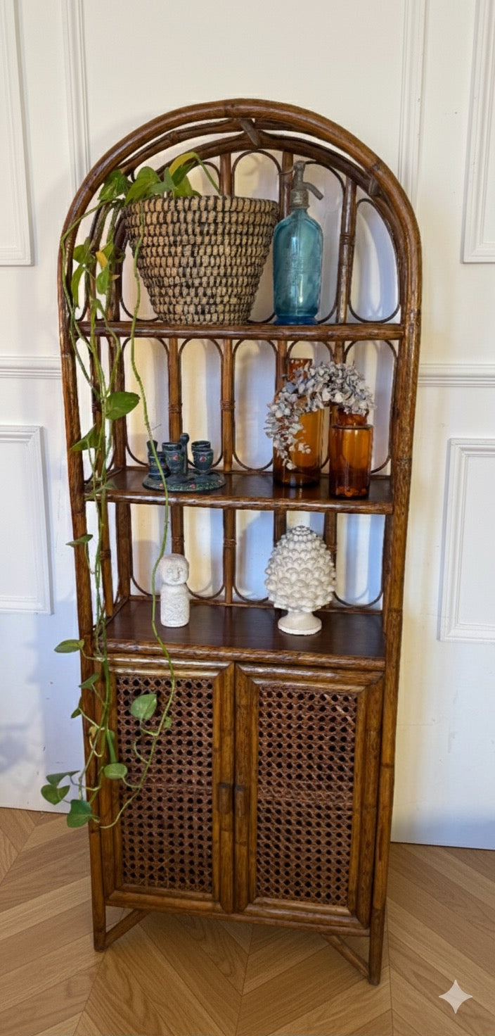 Bibliothèque étagère vintage en rotin et cannage