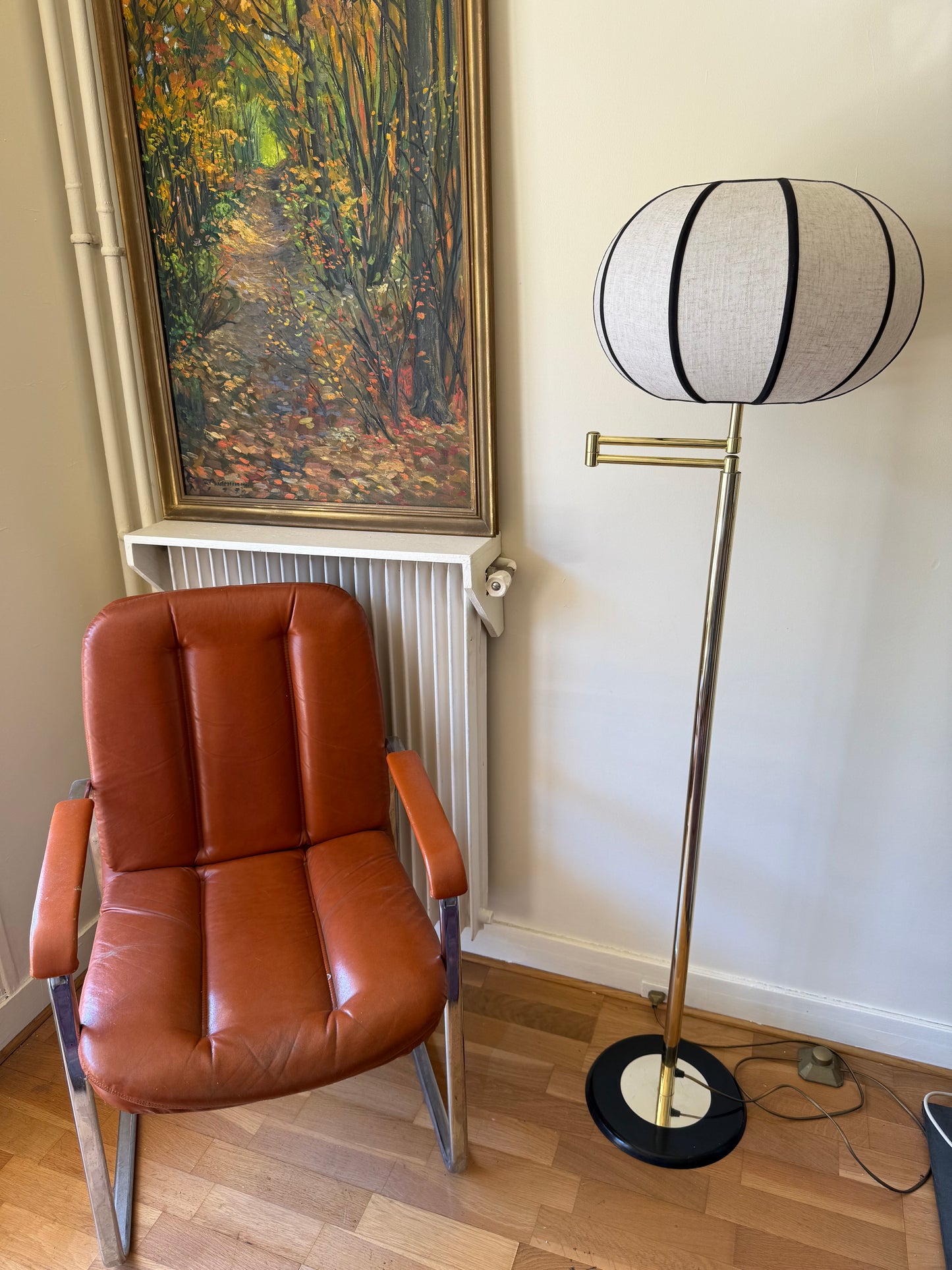 Lampadaire vintage bras articulé laiton doré abat jour lin