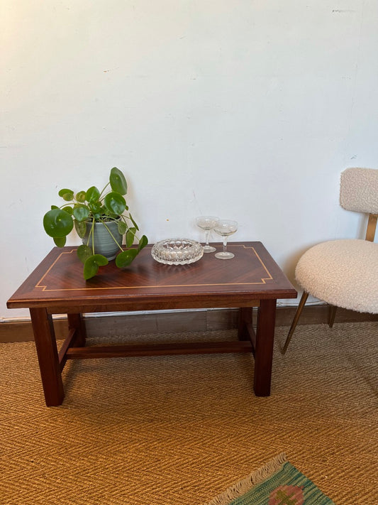 Table basse en bois vintage en bois et marqueterie