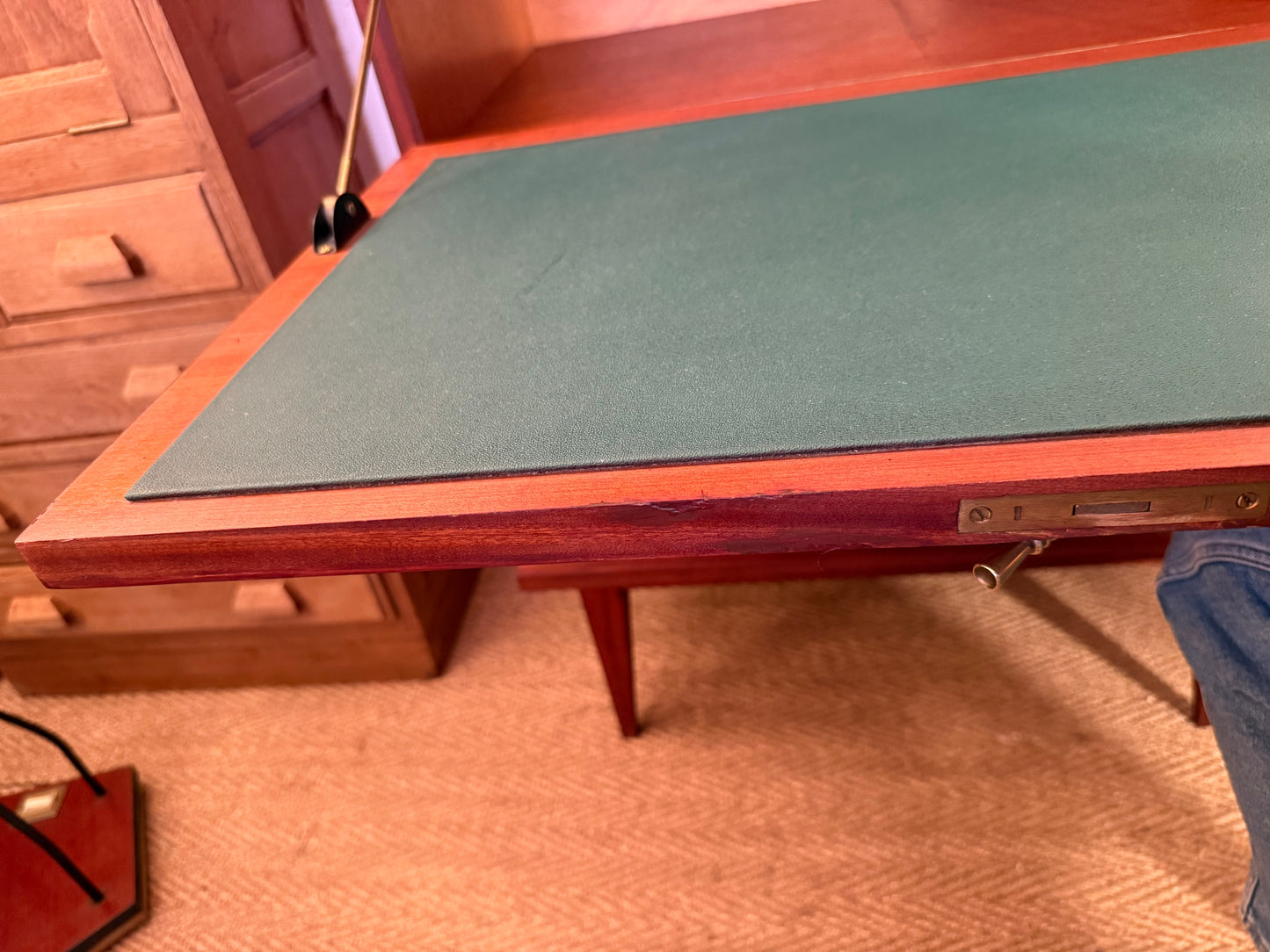 Secrétaire vintage en placage acajou