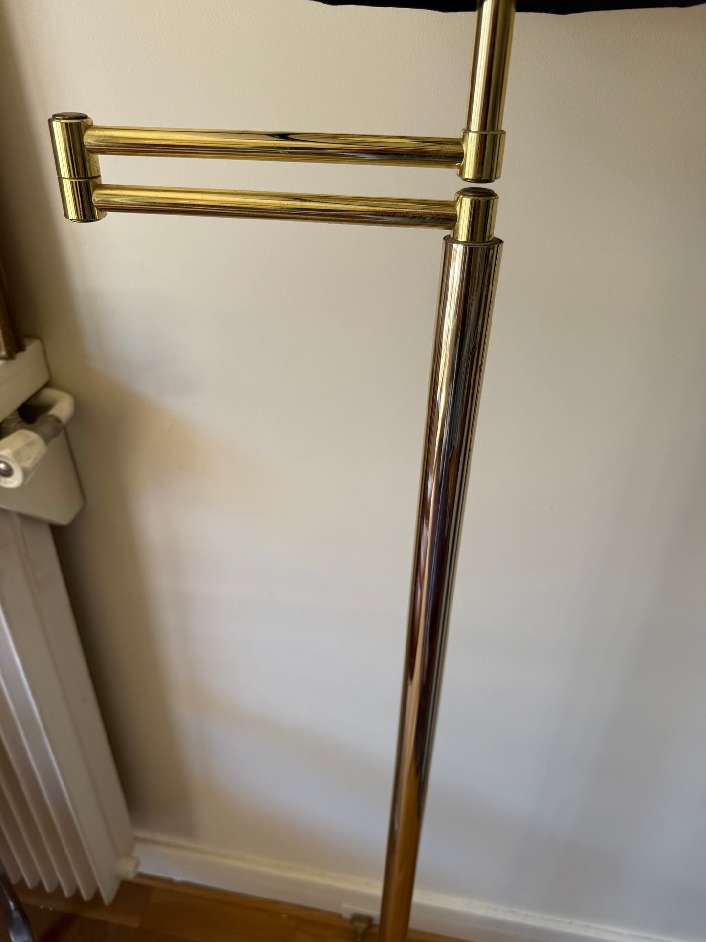 Lampadaire vintage bras articulé laiton doré abat jour lin