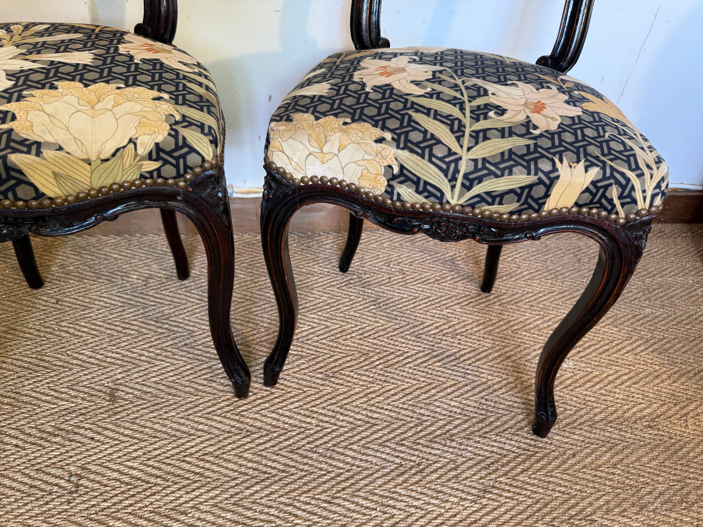 Paire de chaises style Louis Philippe