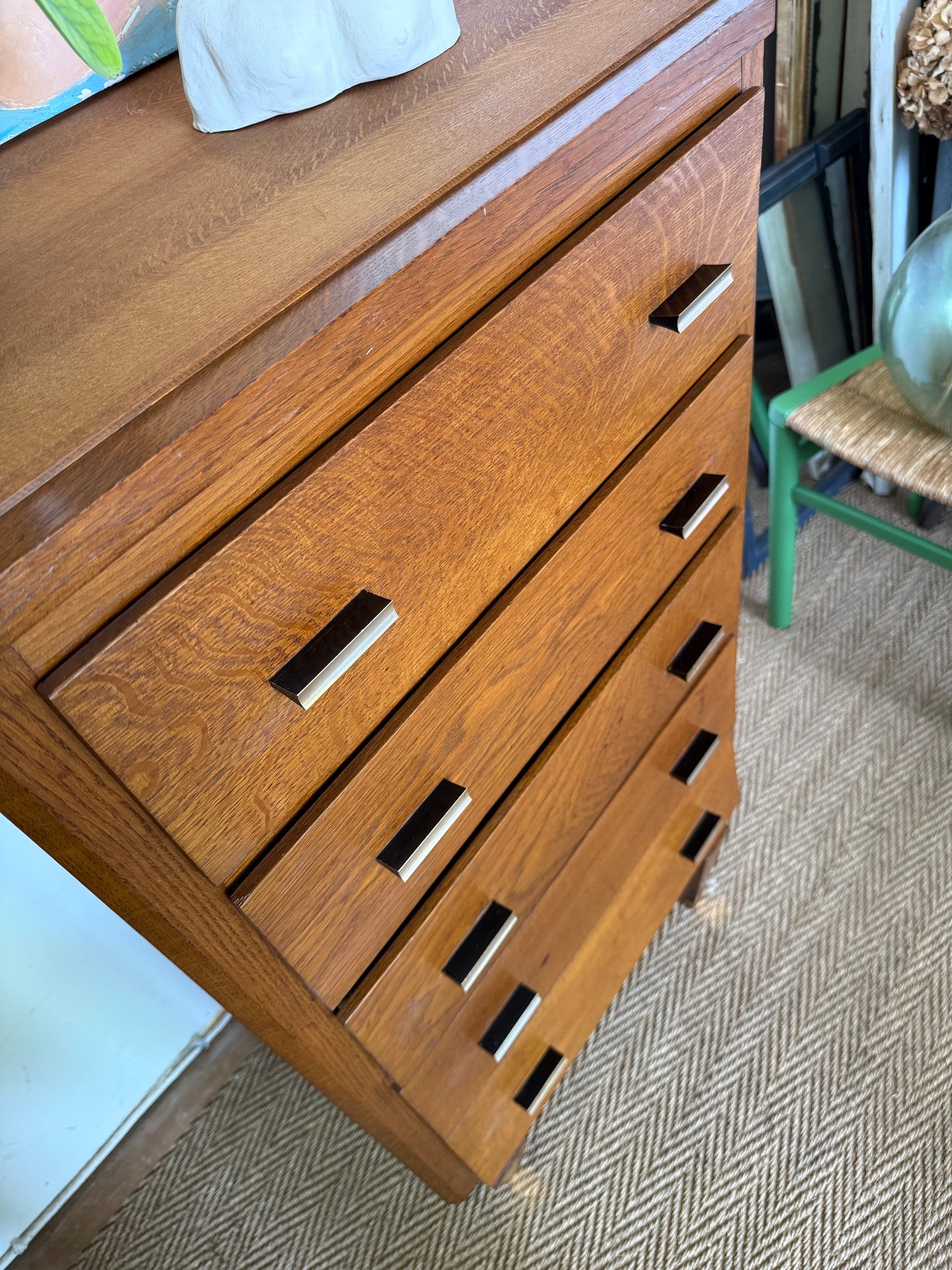 Chiffonnier commode vintage en chêne et placage chêne