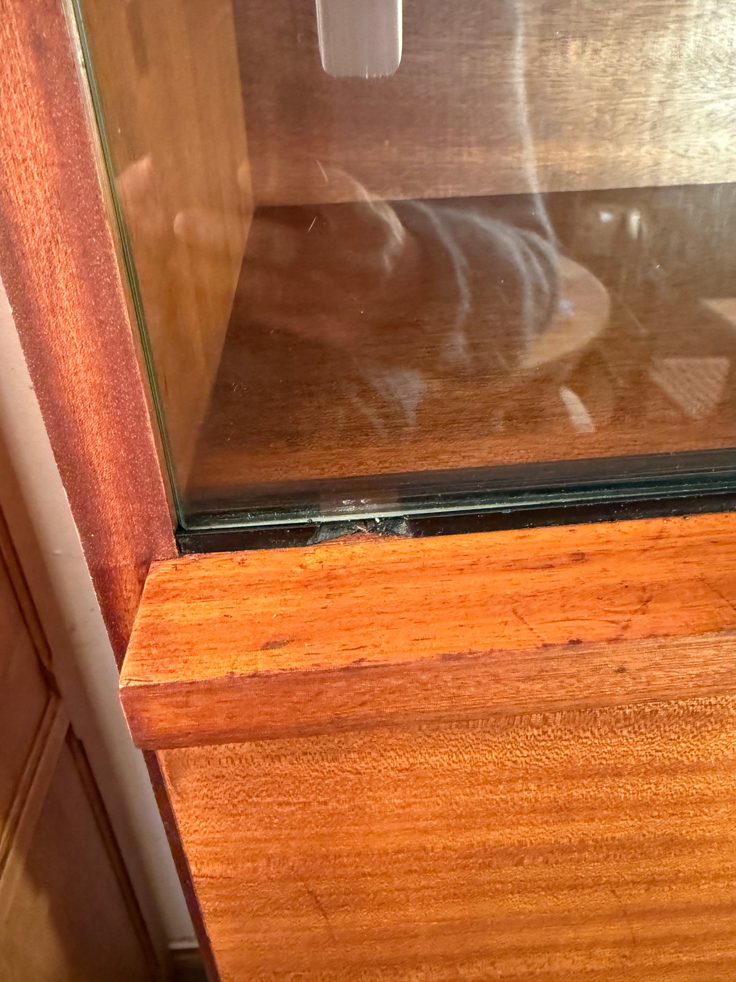 Secrétaire vintage en placage acajou