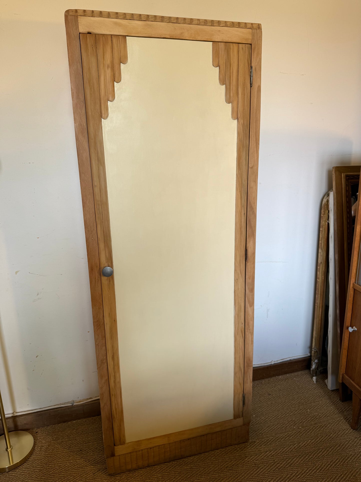 Armoire bonnetière art déco vintage