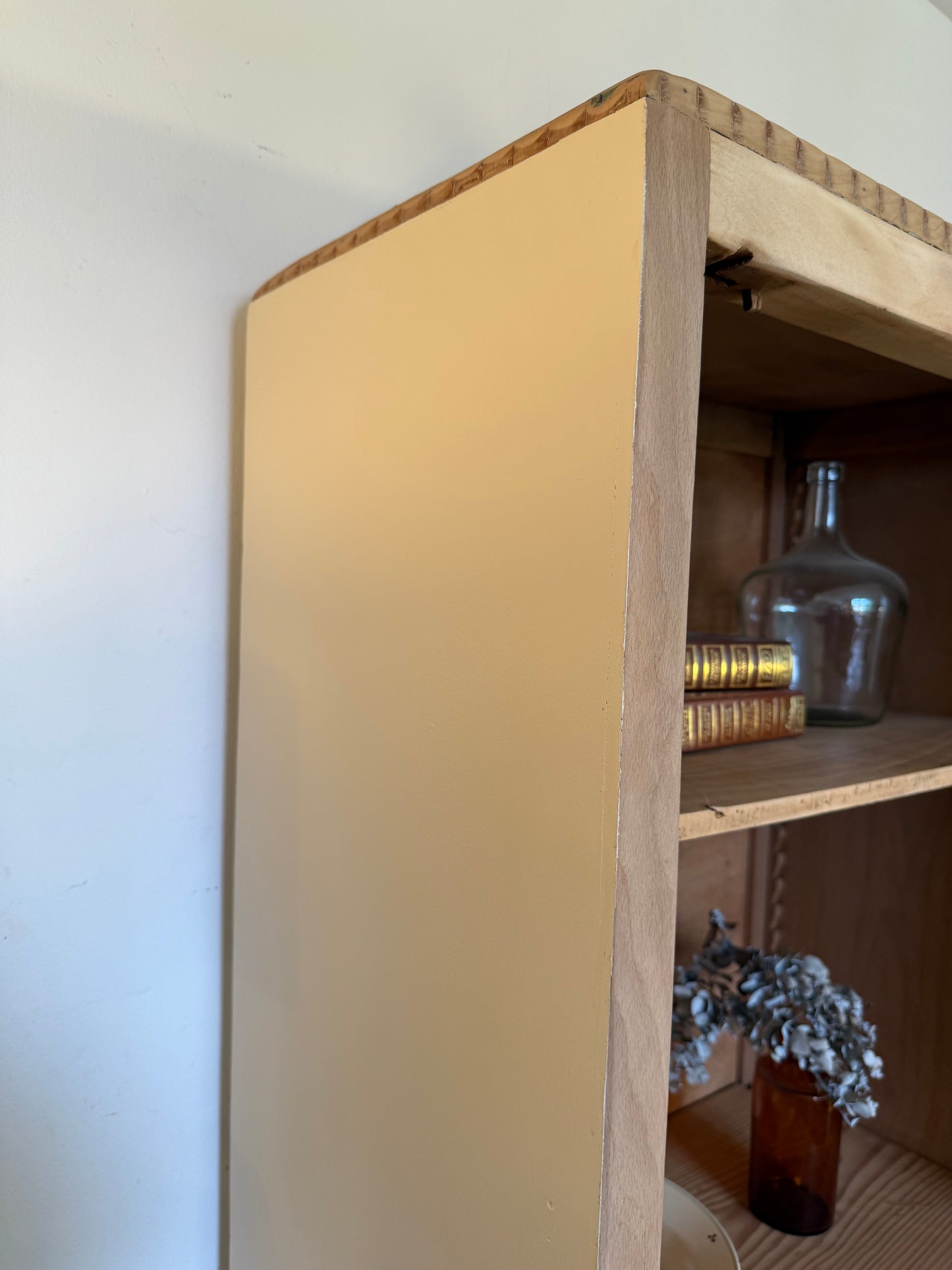 Armoire bonnetière art déco vintage