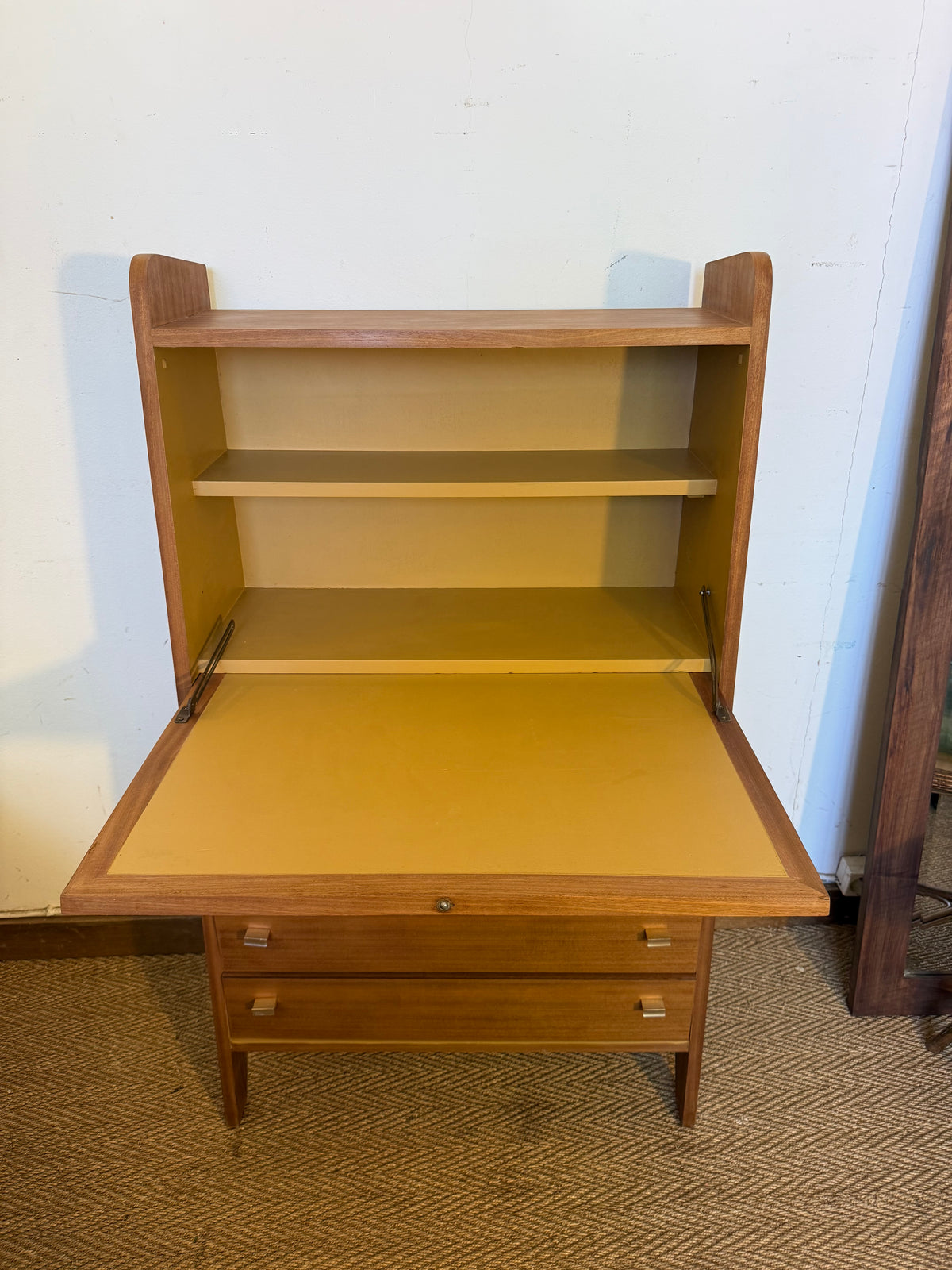 Secrétaire vintage compact placage acajou