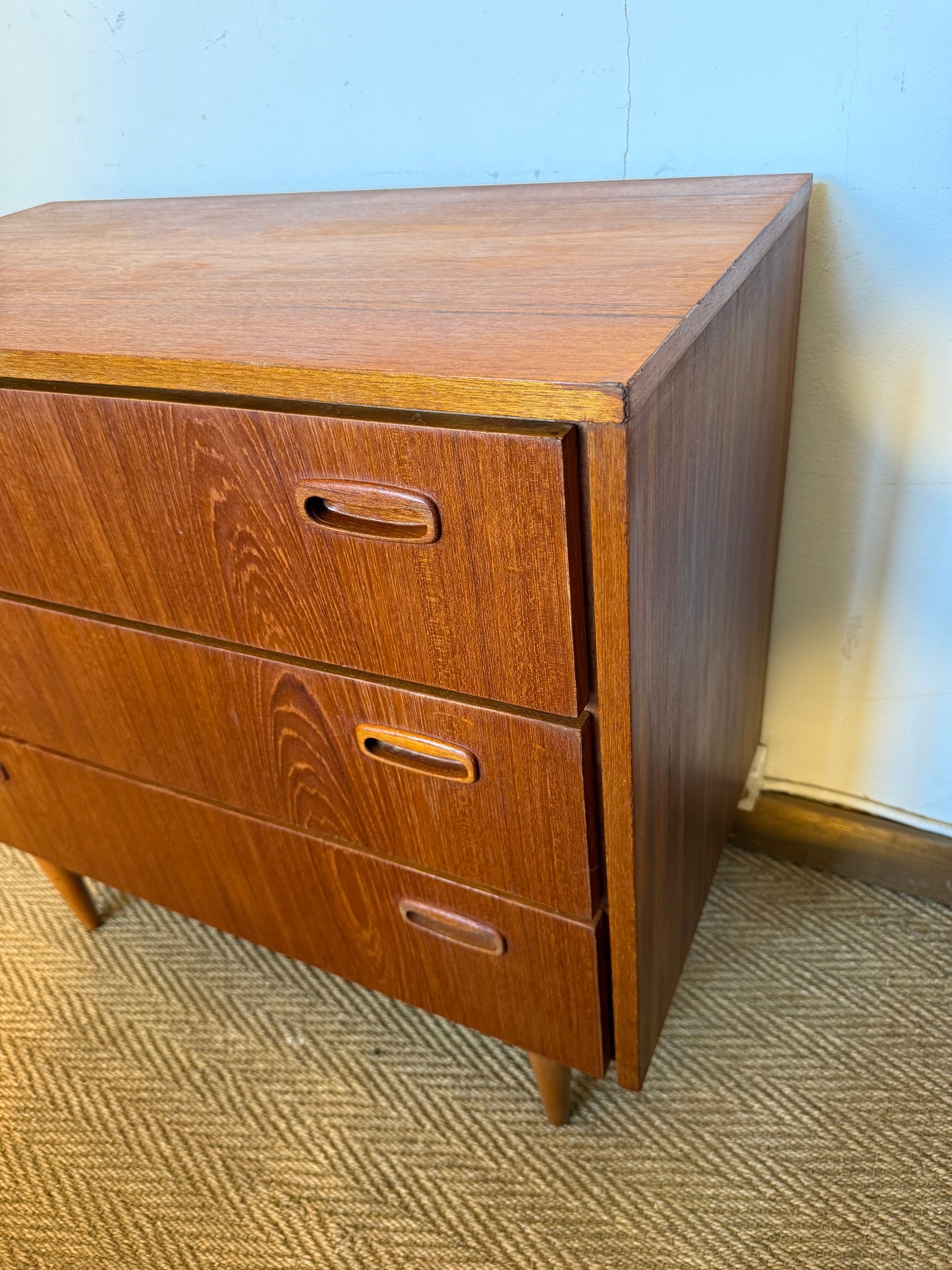 Commode scandinave vintage placage teck
