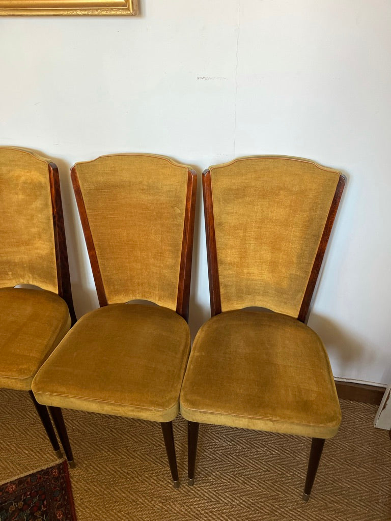 4 Chaises vintage en velours moutarde et bois