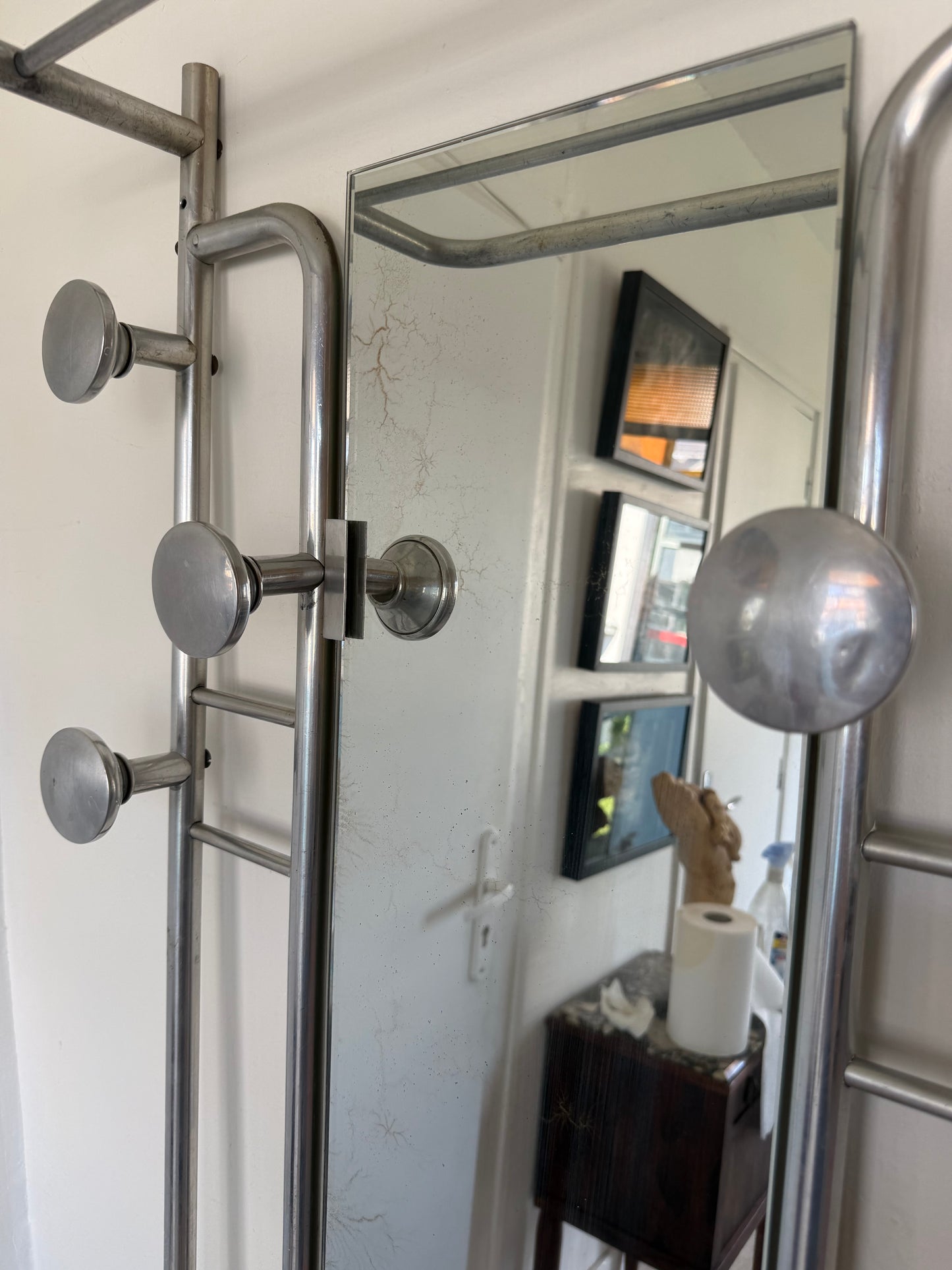Porte manteau vintage en aluminium brossé années 50