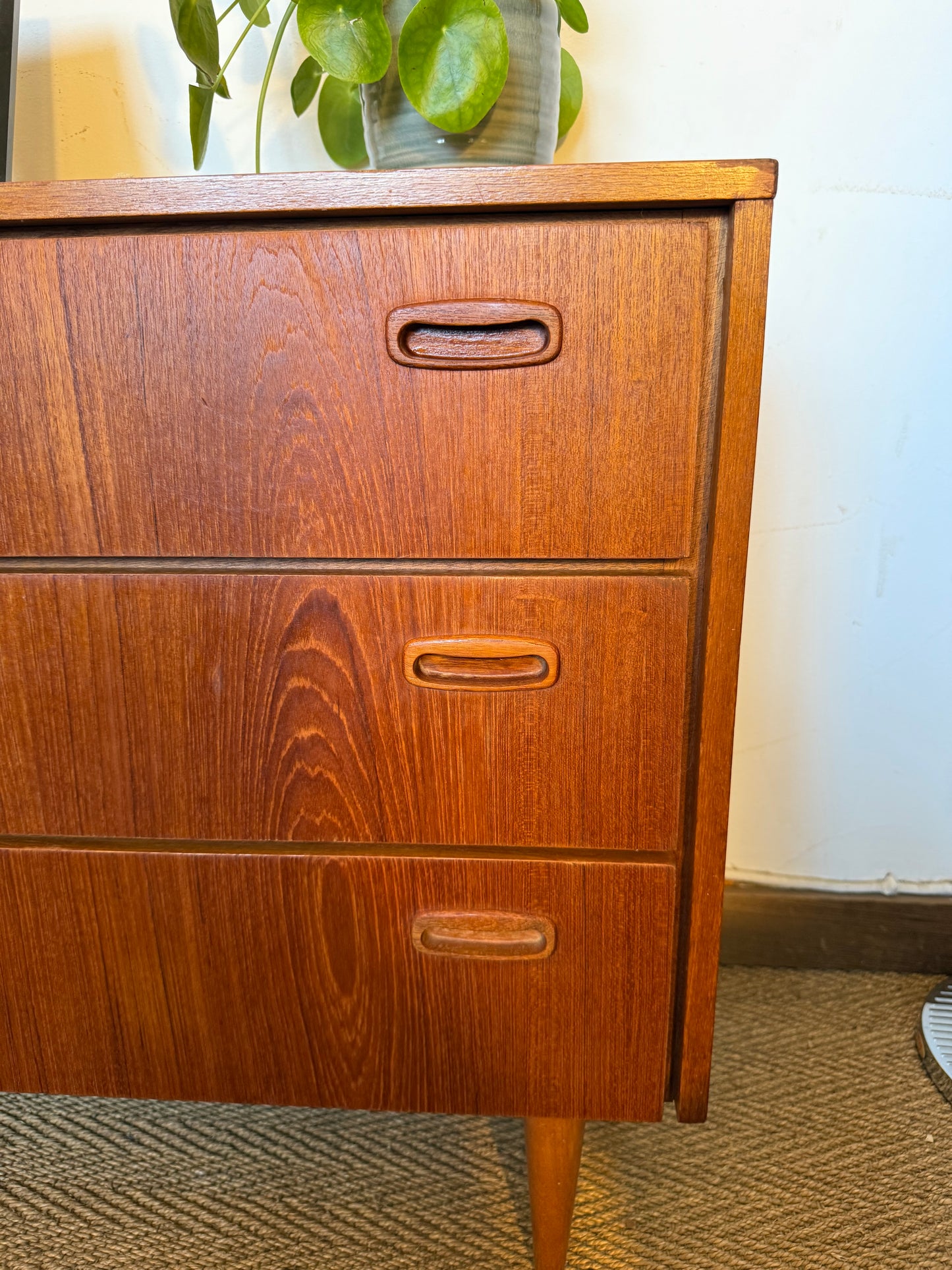 Commode scandinave vintage placage teck