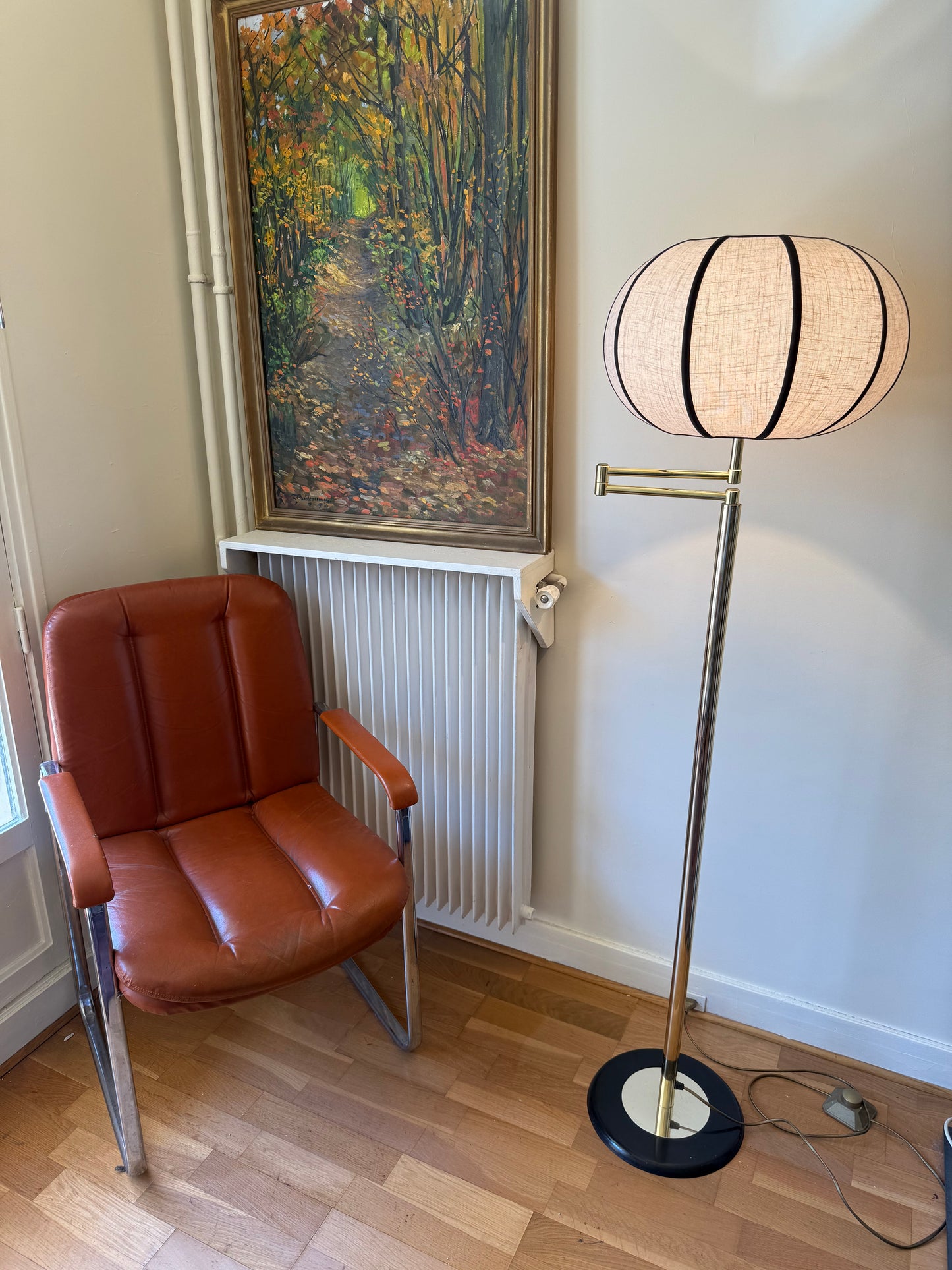 Lampadaire vintage bras articulé laiton doré abat jour lin