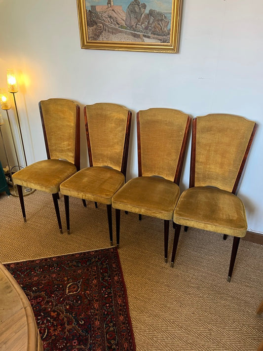 4 Chaises vintage en velours moutarde et bois