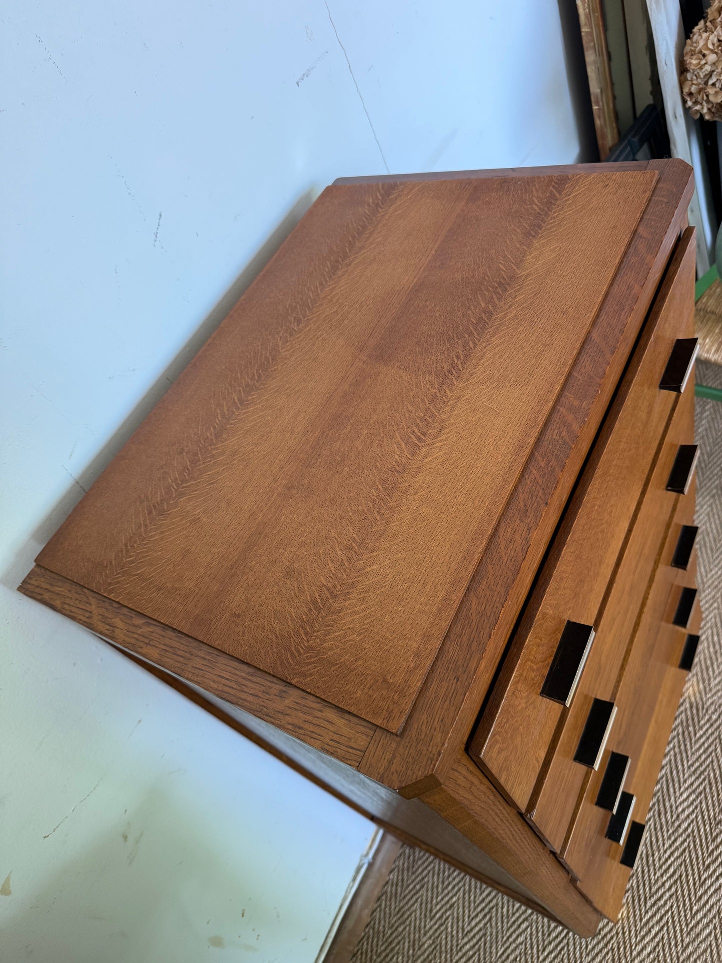 Chiffonnier commode vintage en chêne et placage chêne