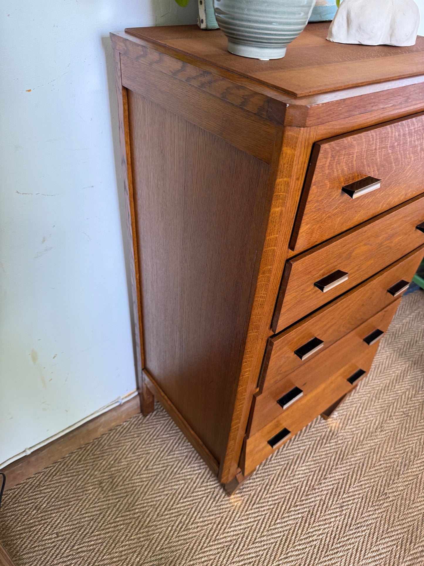 Chiffonnier commode vintage en chêne et placage chêne