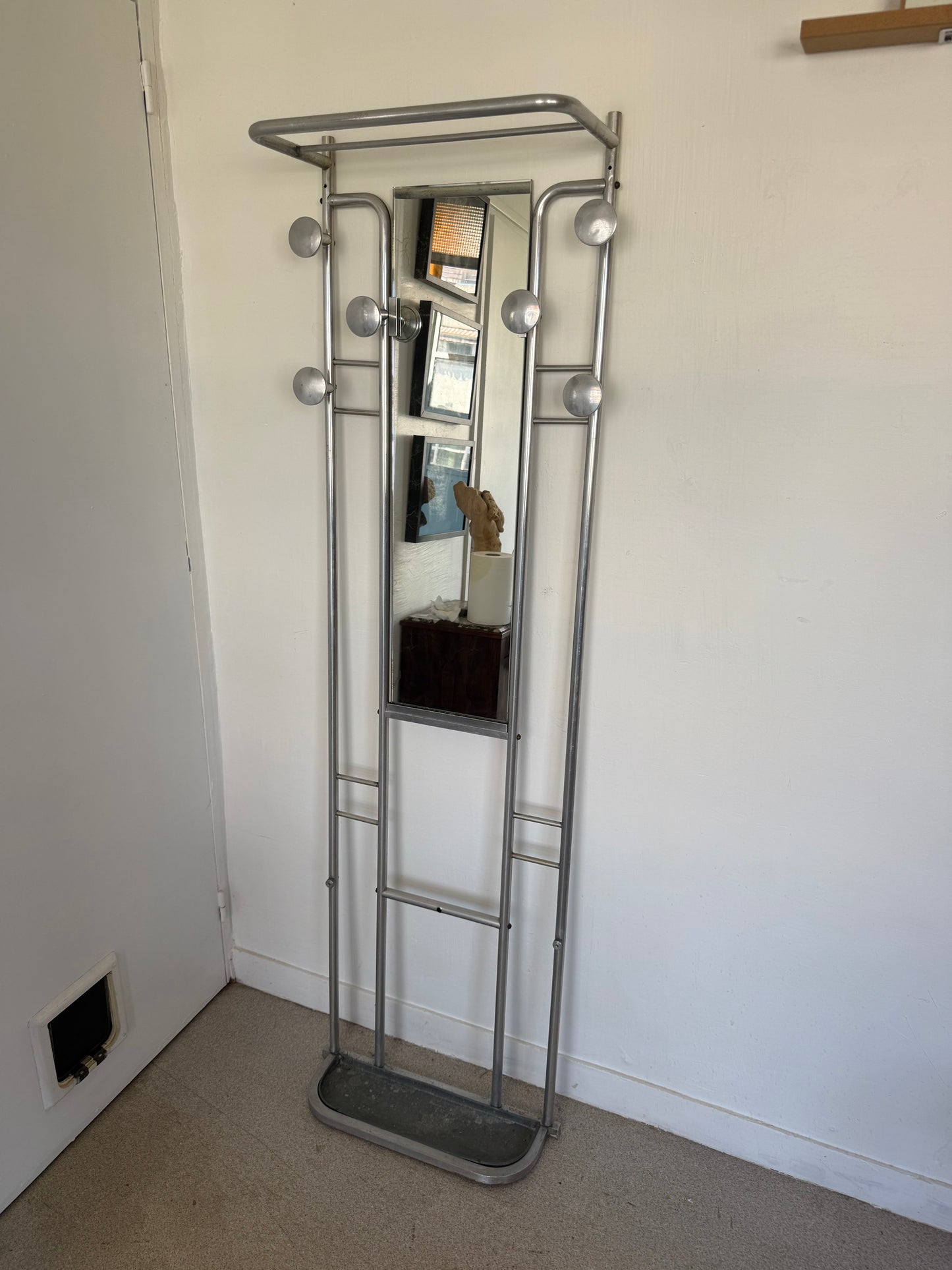 Porte manteau vintage en aluminium brossé années 50
