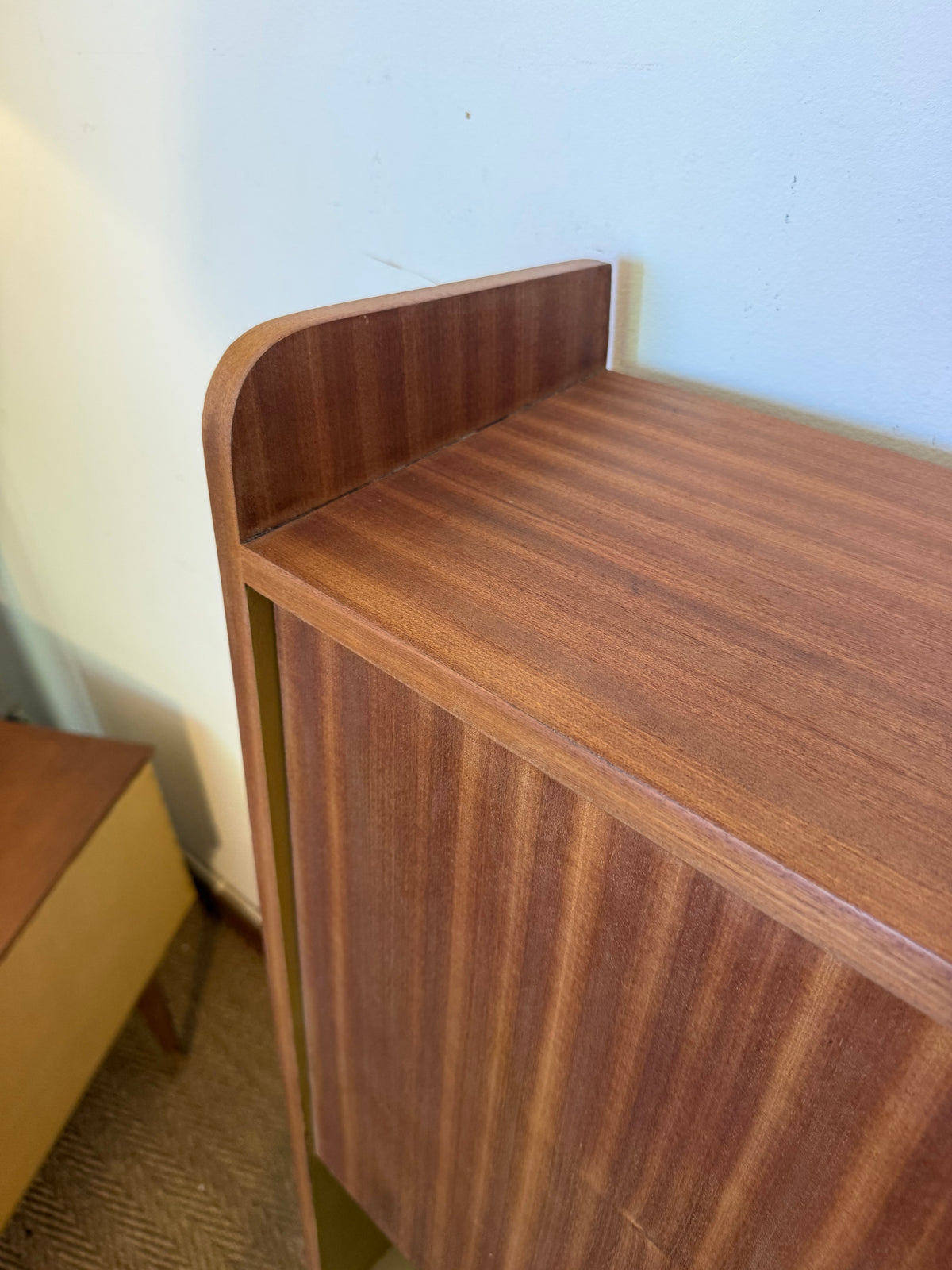 Secrétaire vintage compact placage acajou