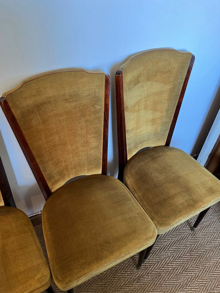 4 Chaises vintage en velours moutarde et bois