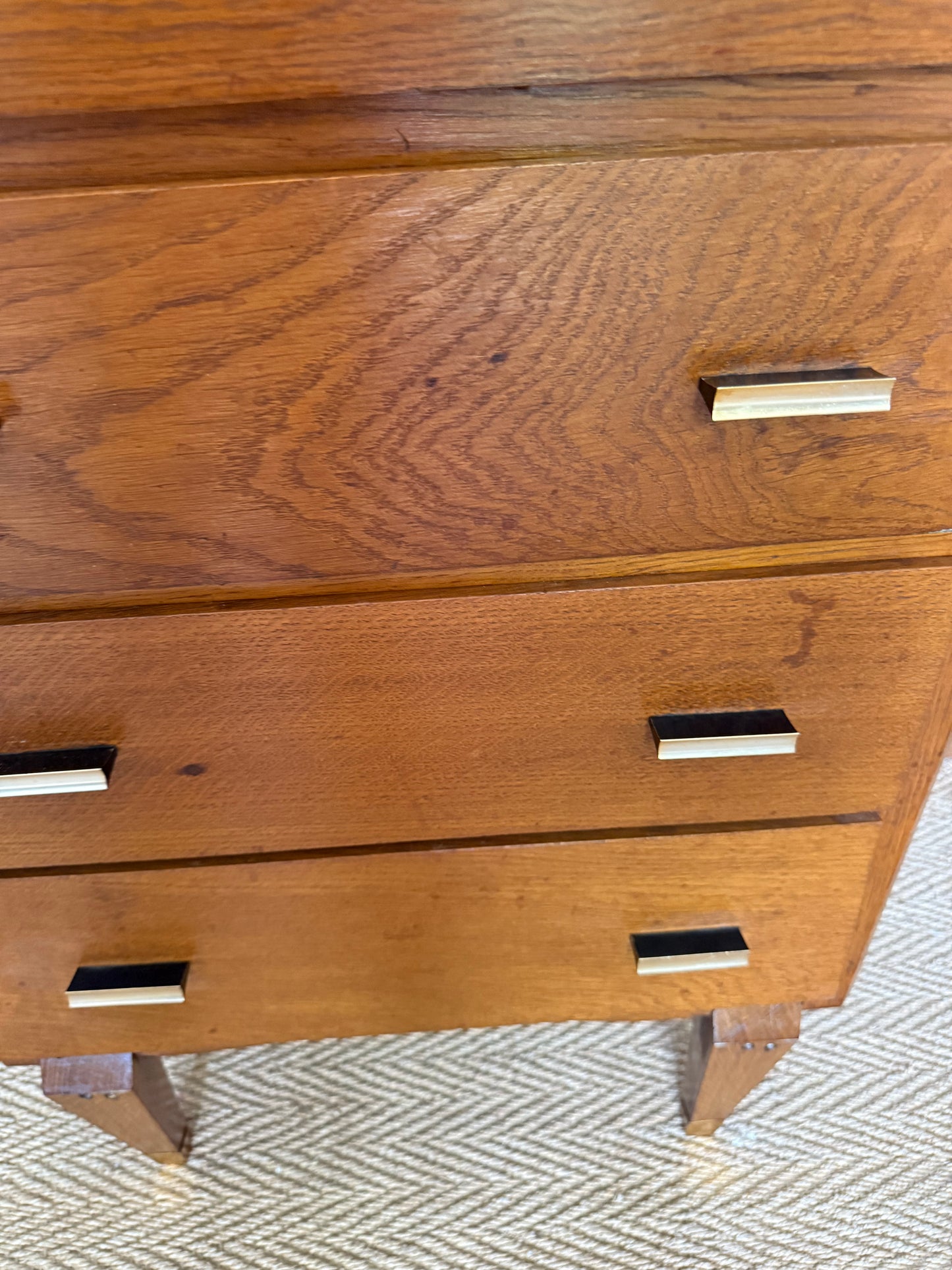 Chiffonnier commode vintage en chêne et placage chêne
